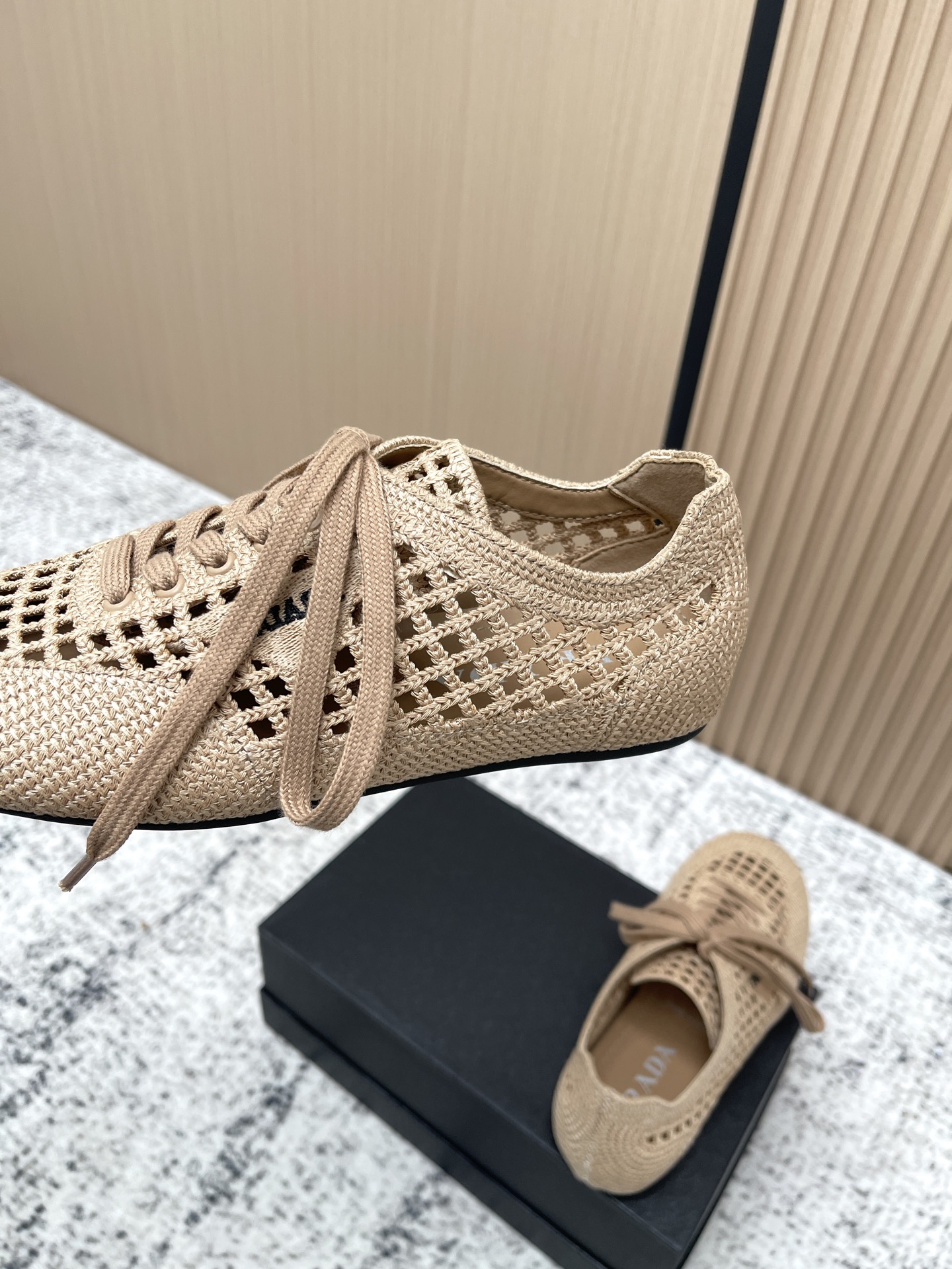 Prada Style Leather Women's Shoes style reference detail image 9 from source 774954