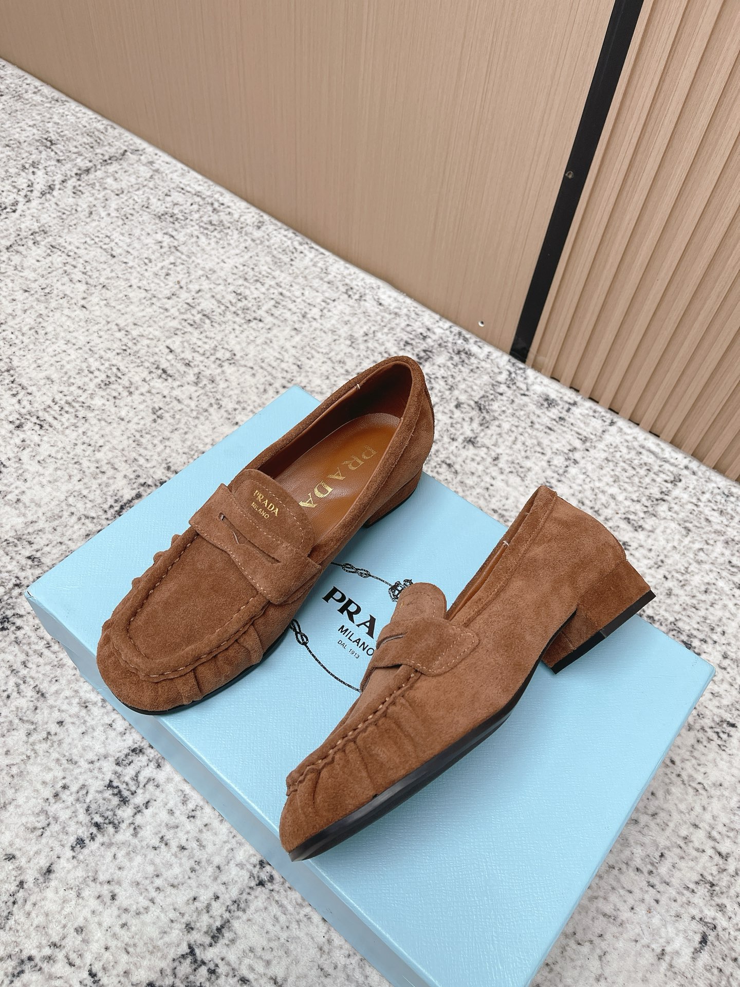 Prada Style Leather Women's Shoes Lookbook Reference image 2
