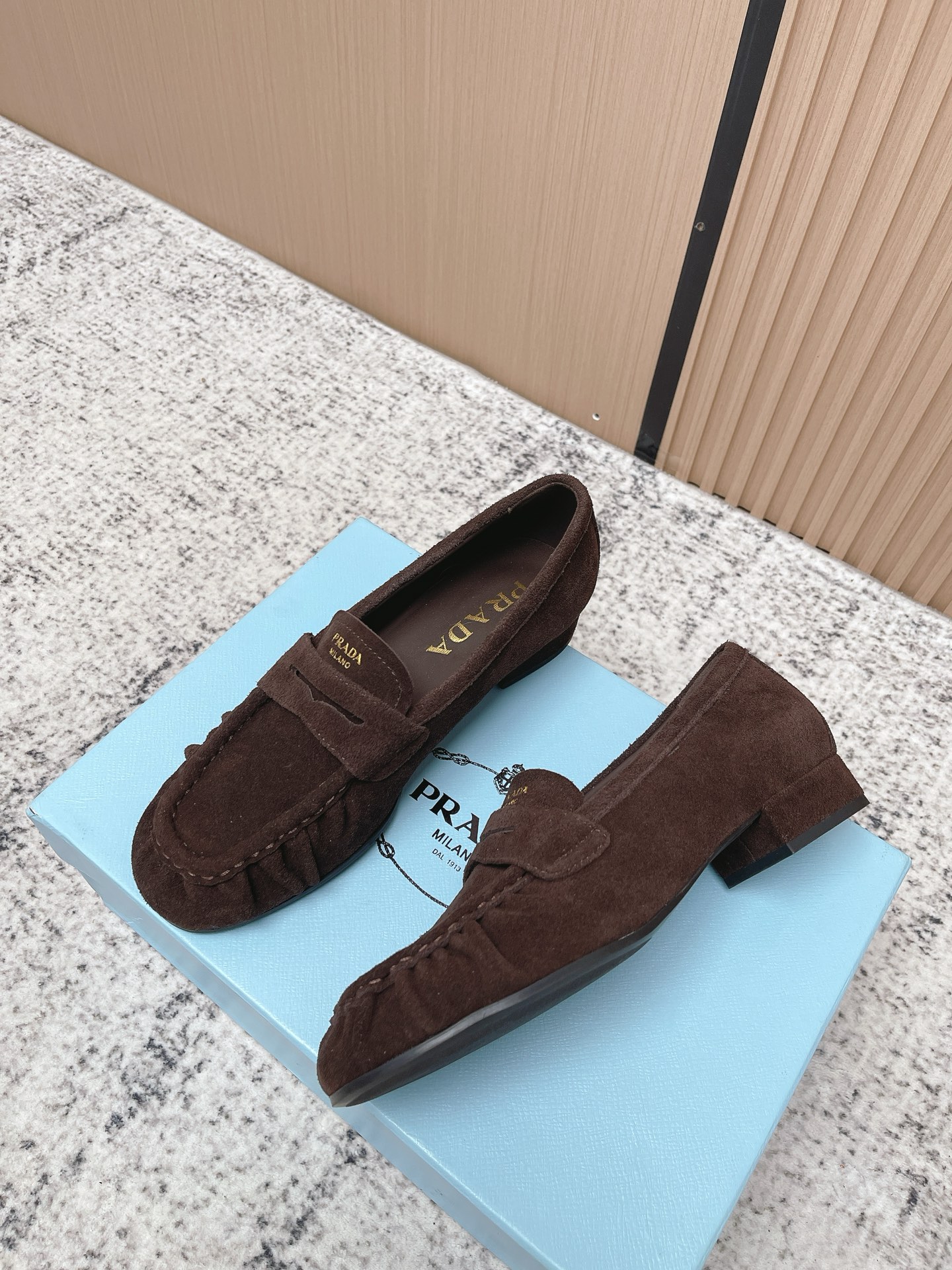Prada Style Leather Women's Shoes Lookbook Reference image 2