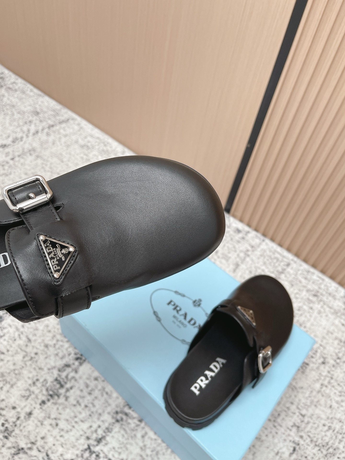 Prada Style Leather Women's Shoes style reference detail image 7 from source 774961