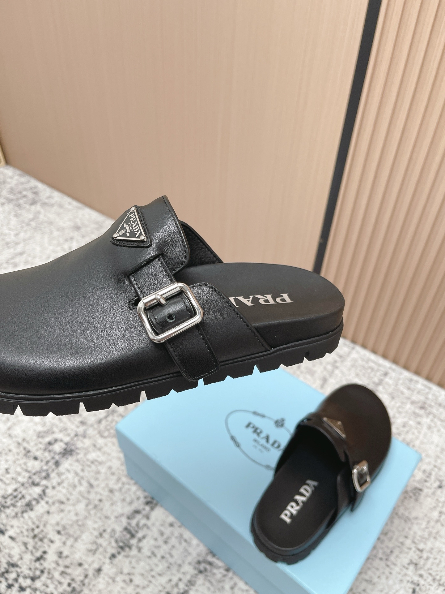 Prada Style Leather Women's Shoes style reference detail image 9 from source 774961