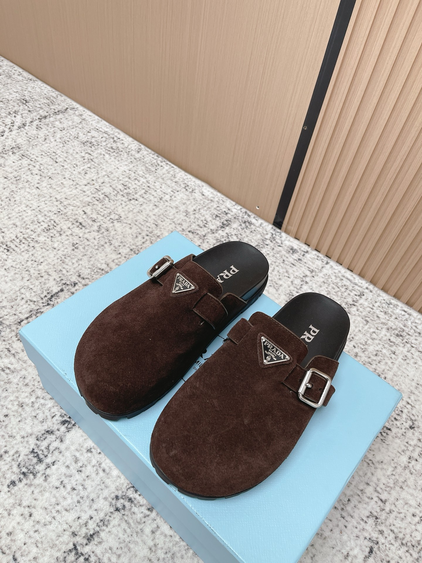 Prada Style Leather Women's Shoes Lookbook Reference image 1