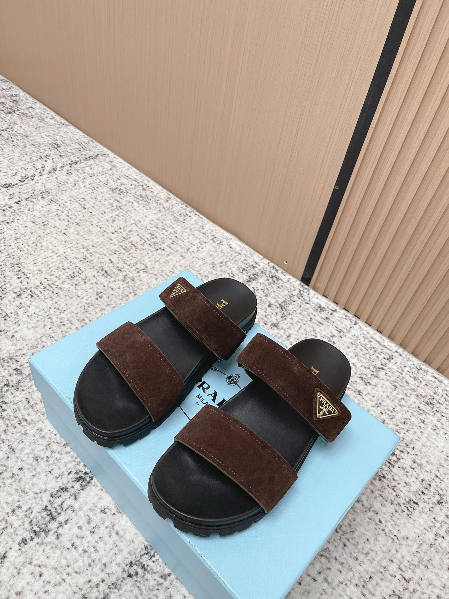 Prada Style Leather Women's Shoes Lookbook Reference image 1