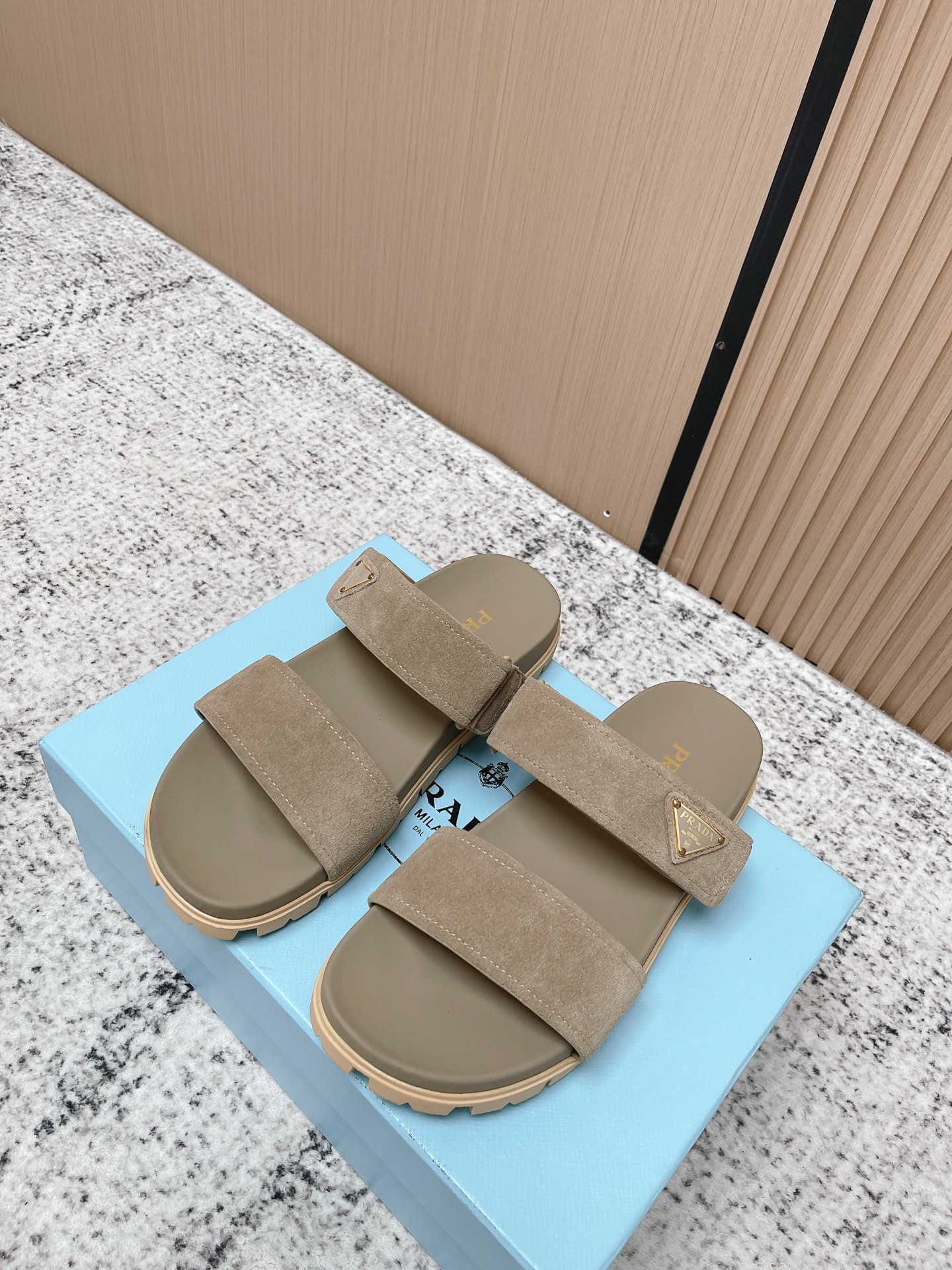Prada Style Leather Women's Shoes Lookbook Reference image 1