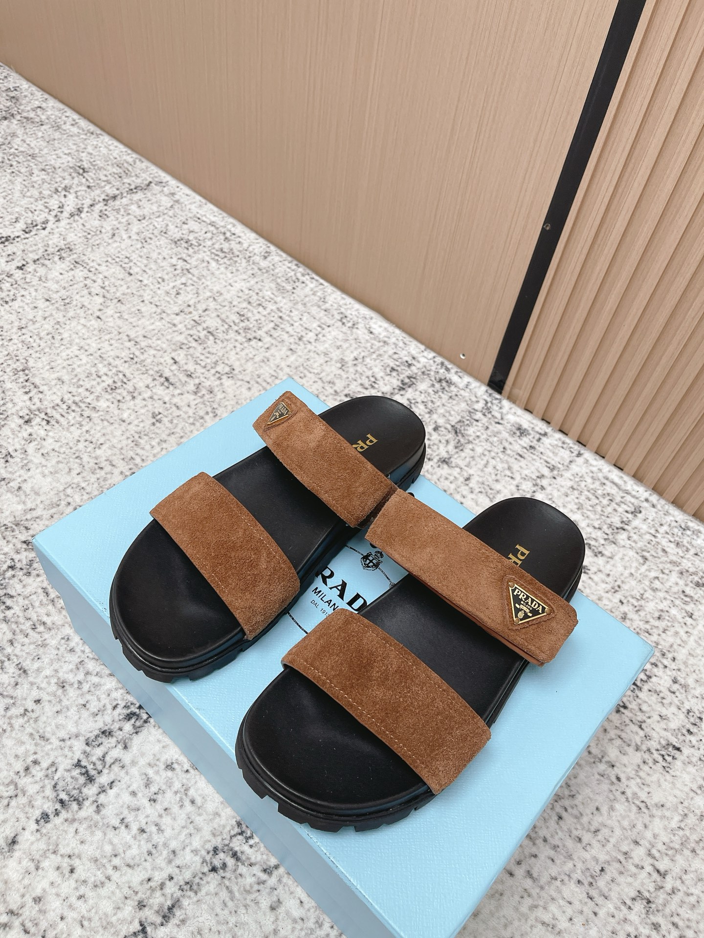 Prada Style Leather Women's Shoes Lookbook Reference image 1