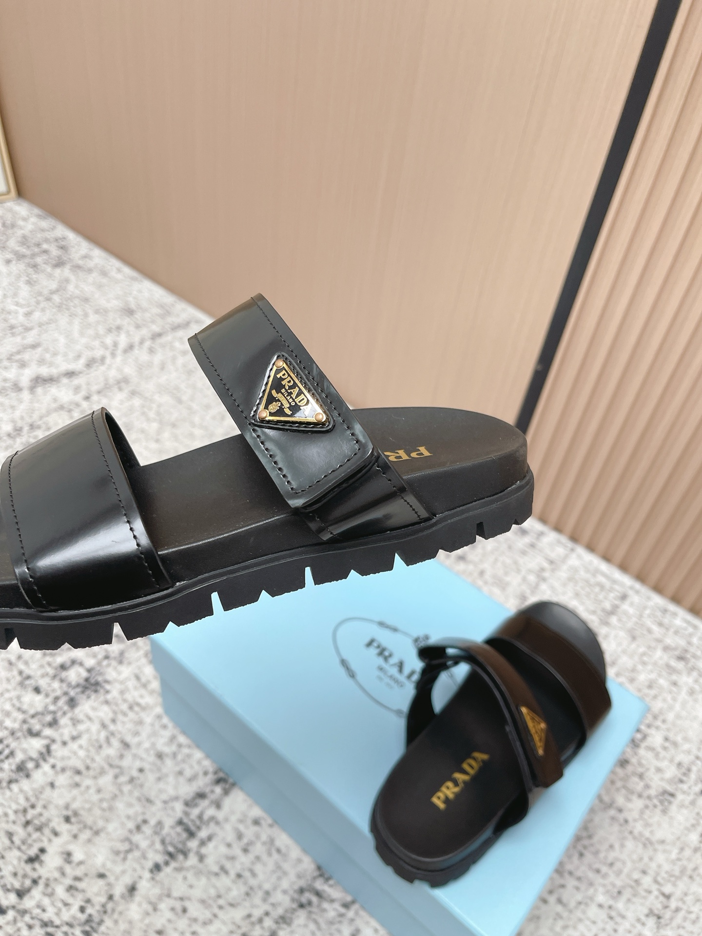 Prada Style Leather Women's Shoes style reference detail image 9 from source 774970