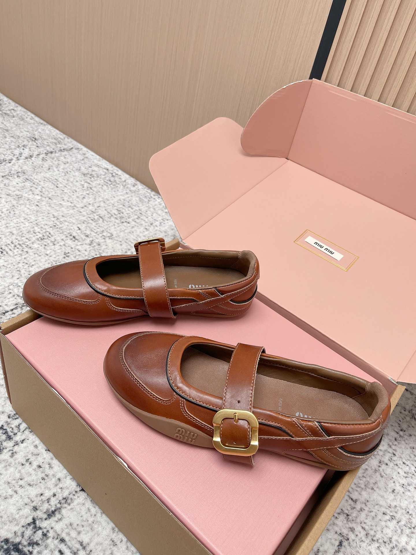 Балетки женские с пряжкой Miu Miu
