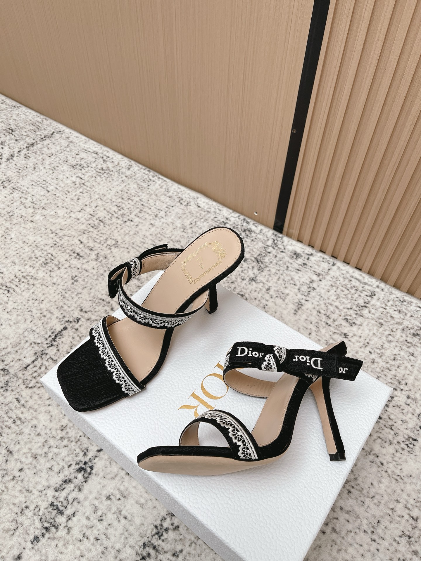 Dior Style Leather Women's Shoes Lookbook Reference image 2