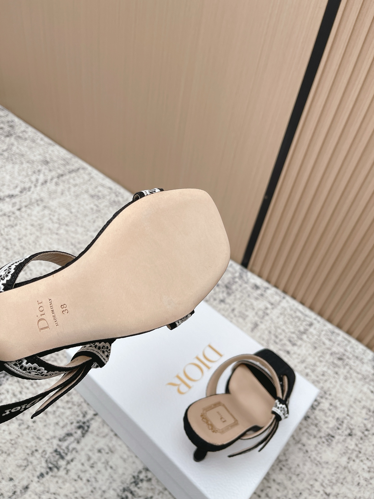 Dior Style Leather Women's Shoes style reference detail image 8 from source 775475