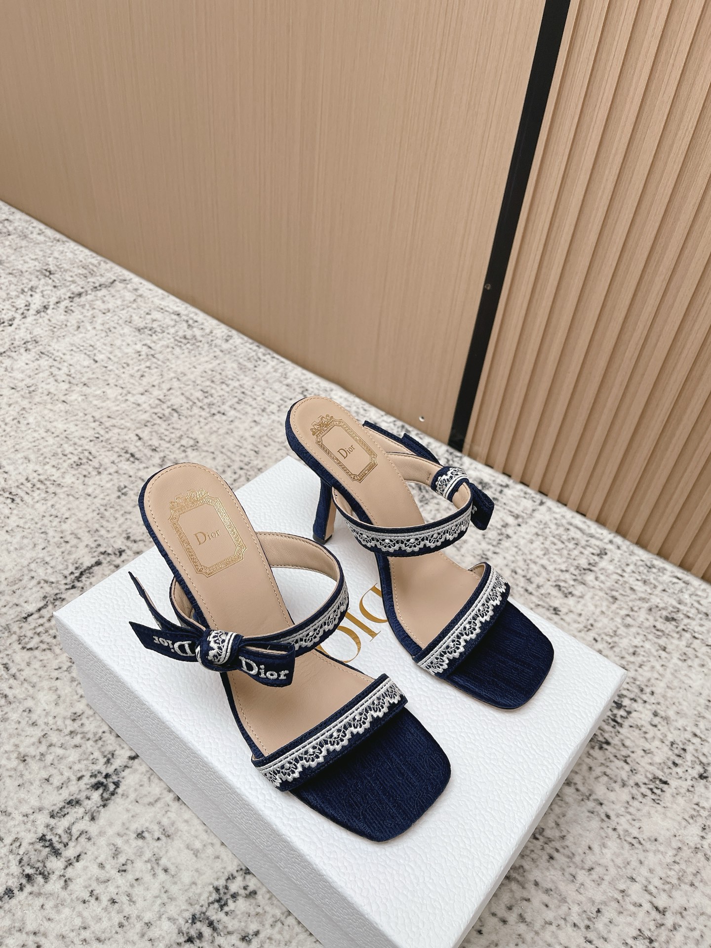 Dior Style Leather Women's Shoes style reference detail image 6 from source 775476
