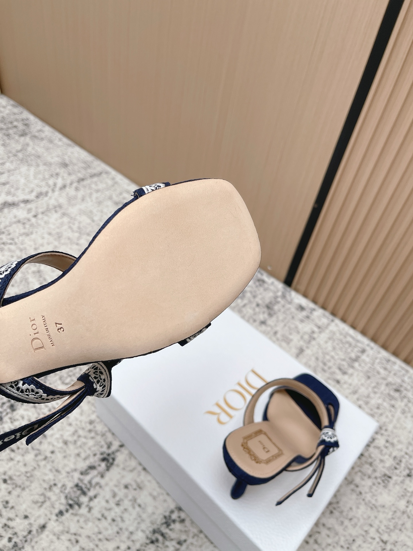 Dior Style Leather Women's Shoes style reference detail image 8 from source 775476
