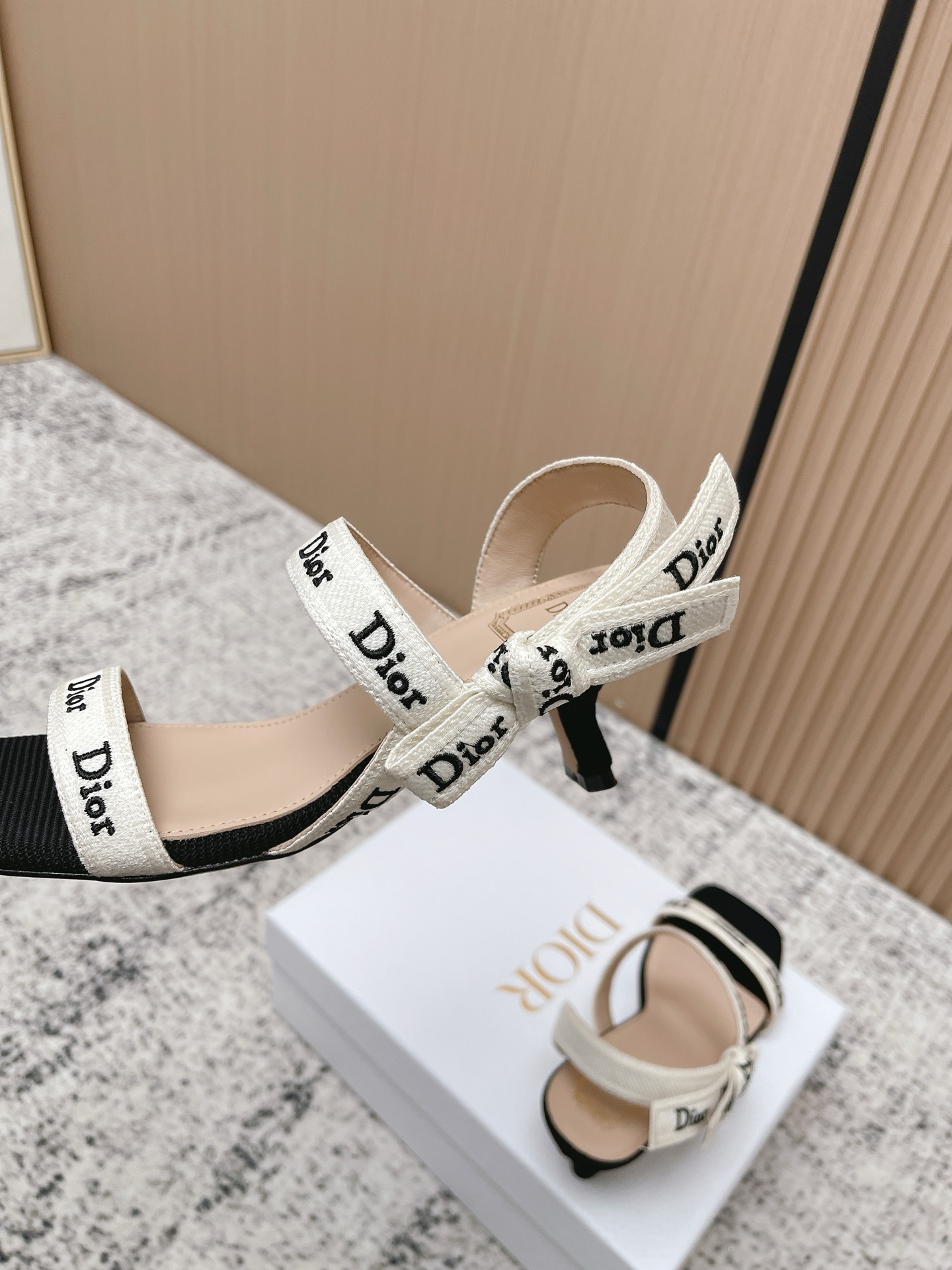 Dior Style Leather Women's Shoes style reference detail image 9 from source 775477