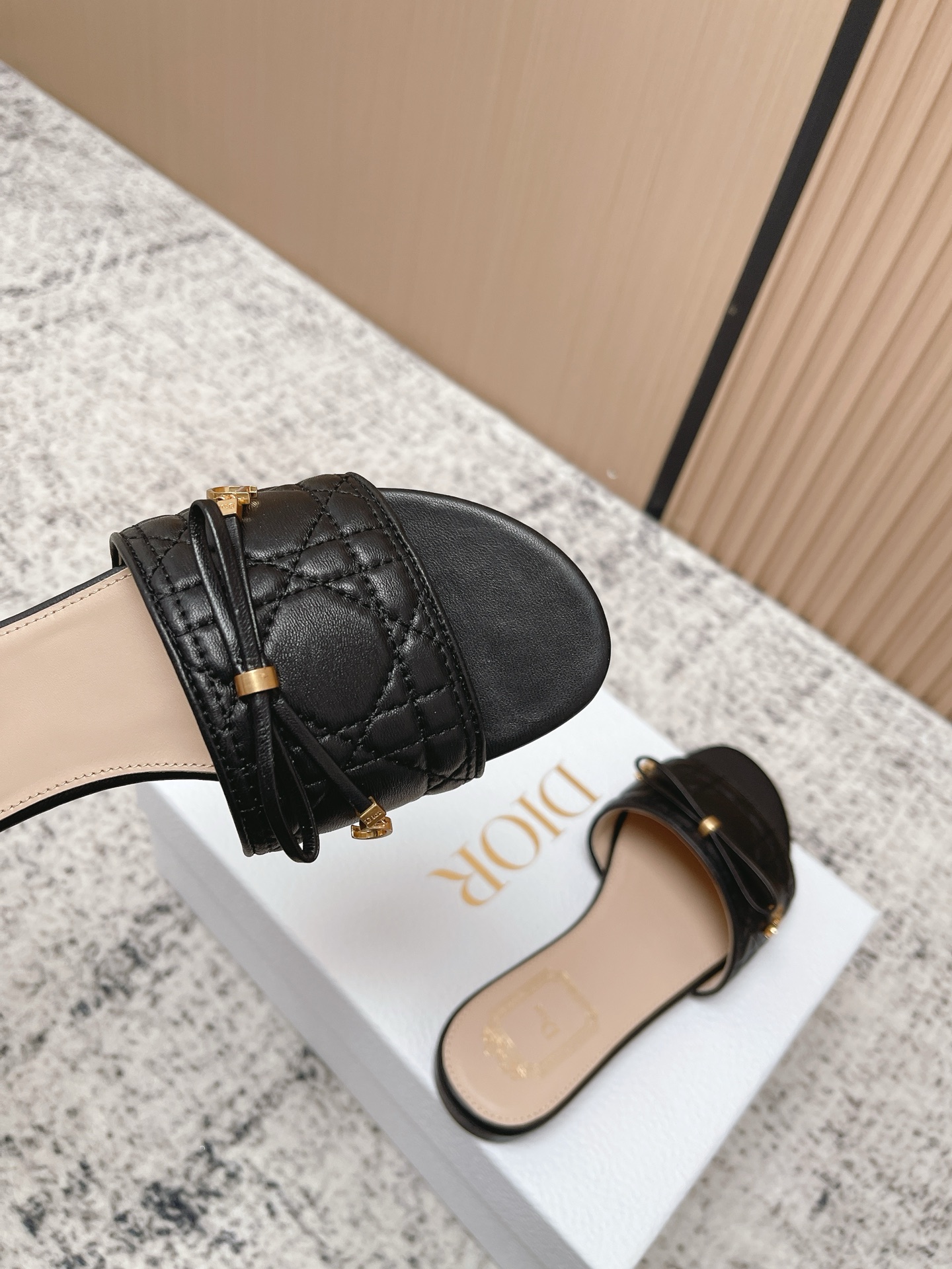 Dior Style Leather Women's Shoes style reference detail image 7 from source 775480