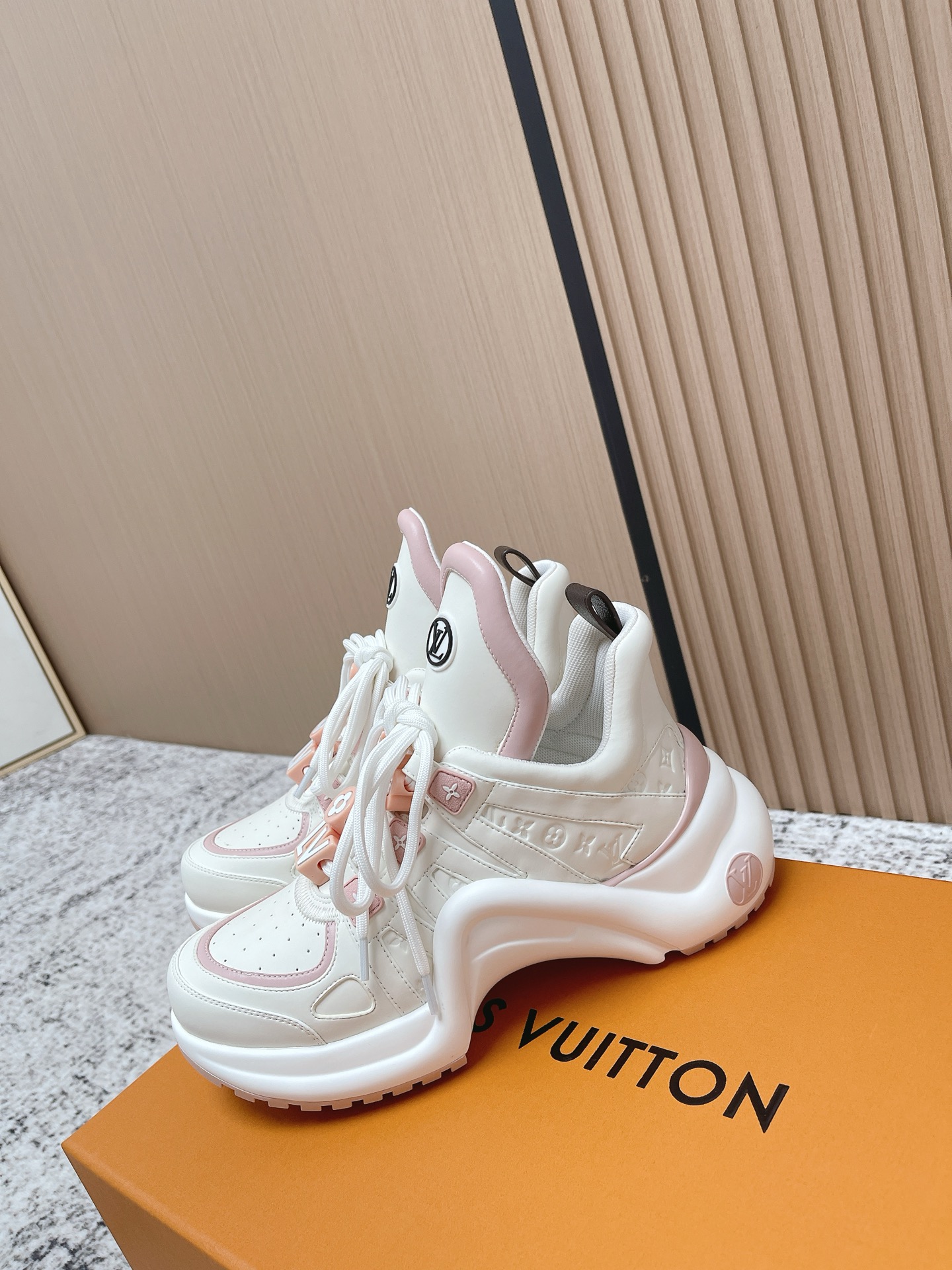 LV women's shoes Top quality: — photo 5