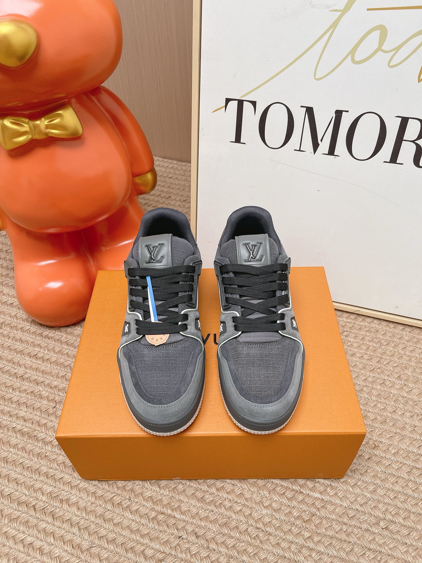 NO:887416,Couple style!  # Low-cut sneakers, exclusive custom-made cowhide upper, outsole TU, mold fee 2w+, texture comparable to the original version, polymeter micro-material for the feet and breathable British mesh fabric, details are the same as the original version. Please pay attention to distinguish the common materials on the market. Size 35-46 (men 38.46 women 41 need to be customized), casual shoes/sports shoes, sneakers, cowhide19860909情侣款！# 低帮运动鞋 鞋面独家订制牛皮 大底TU、模具费2w+ 质感媲美原版 垫脚聚米微料加透气英伦网布 细节原版一致 请注意区分市面通货材料 Size35-46码（男38.46女41需要订做）,休闲鞋/运动鞋,sneakers,cowhide,Women's Shoes