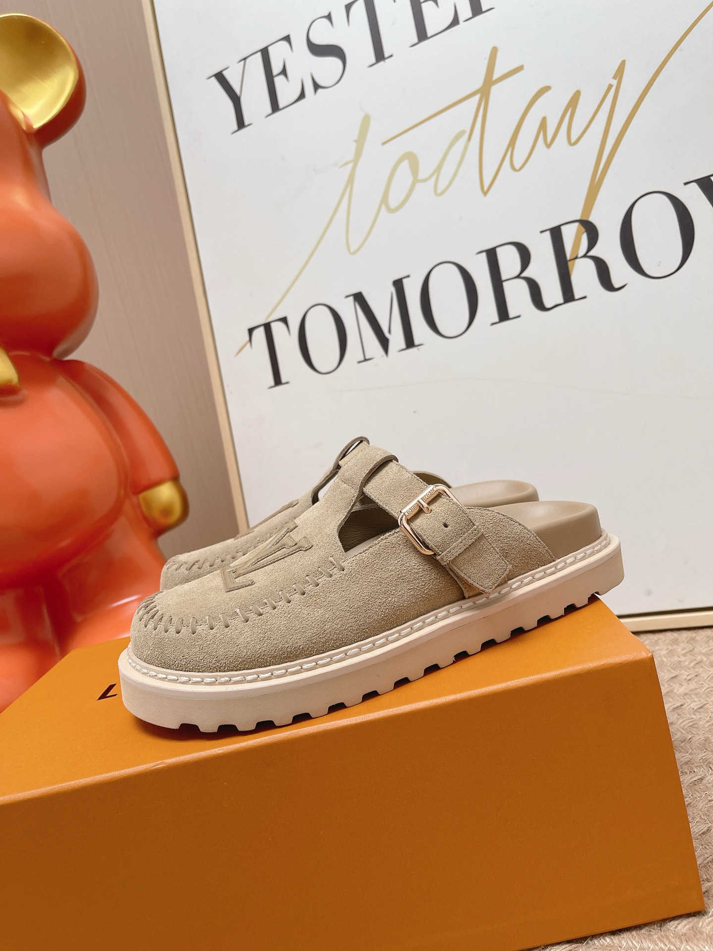 Louis Vuitton Slides