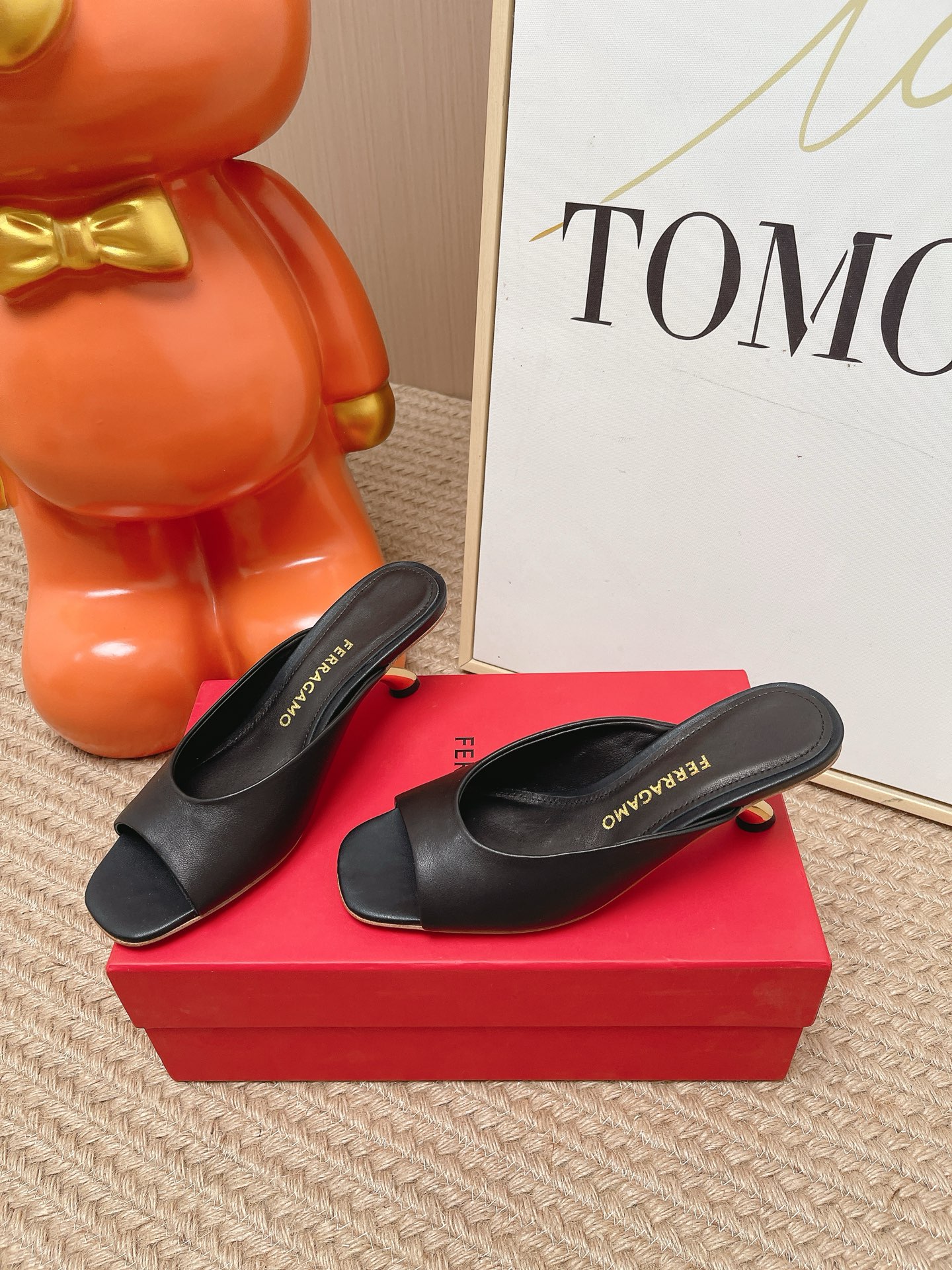 Ferragamo Slides