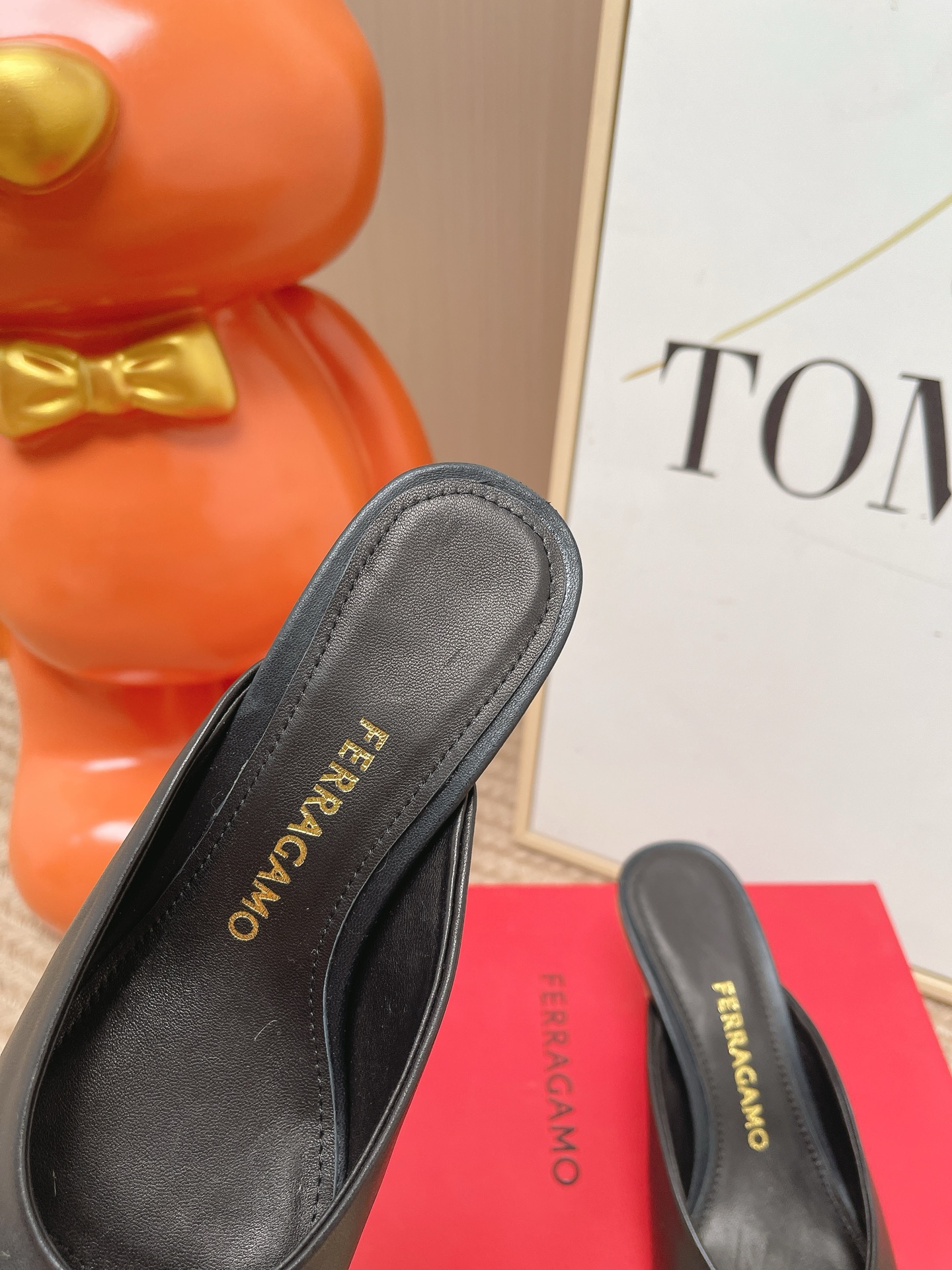 Ferragamo Slides