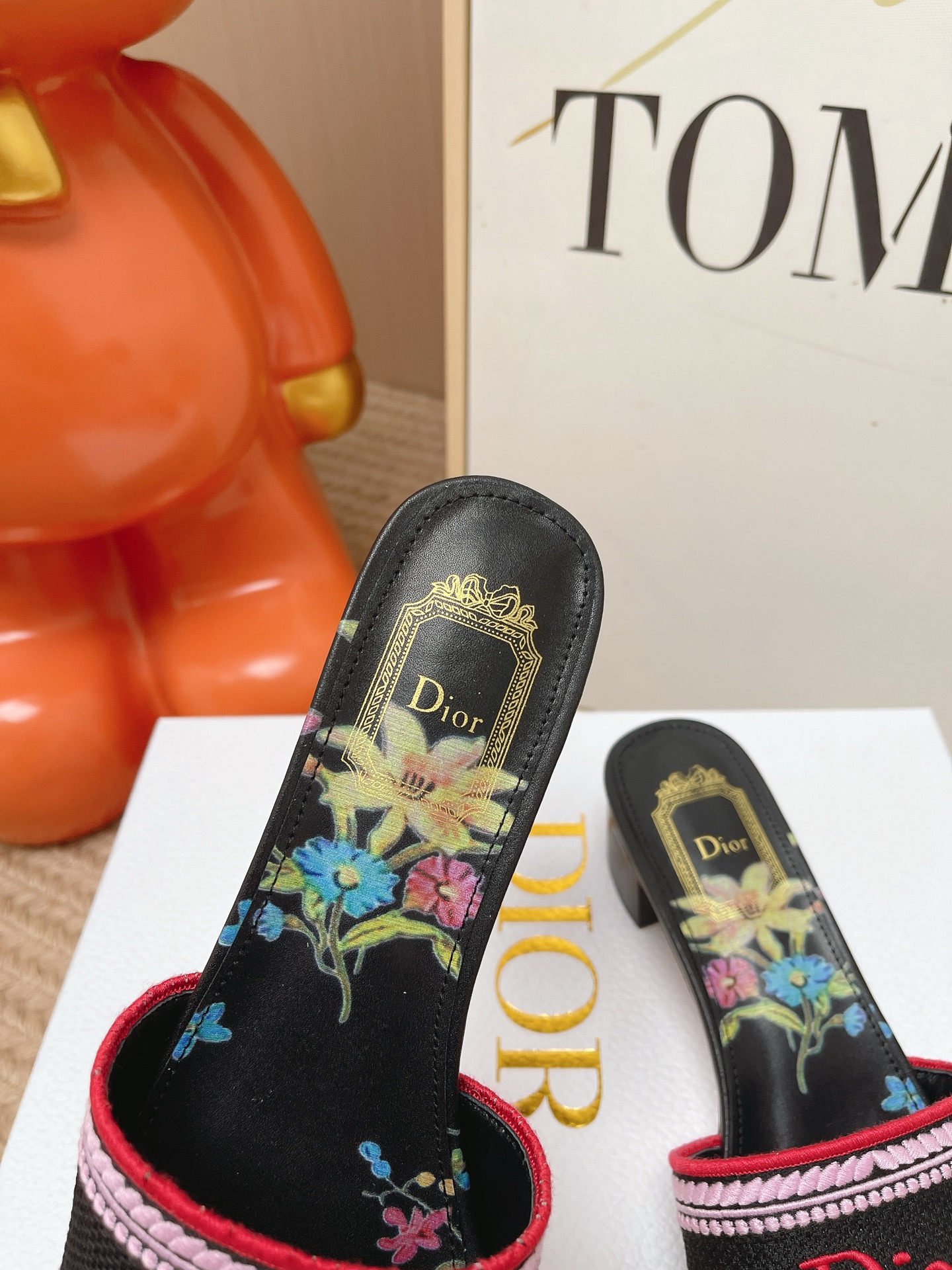 Dior Slides