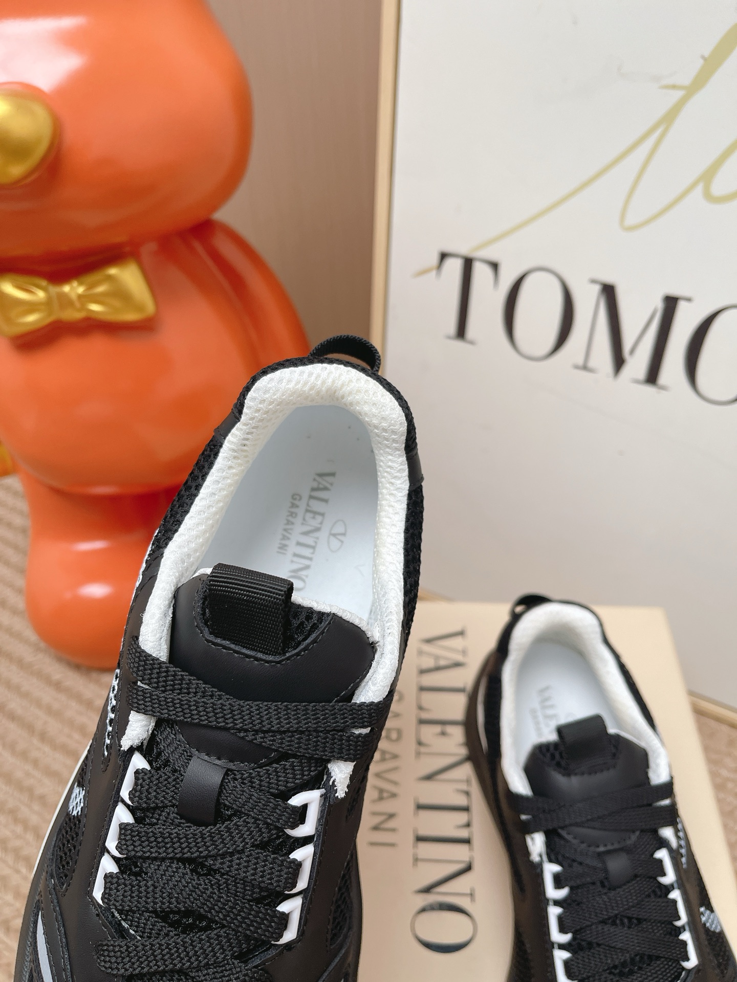 Valentino Sneakers