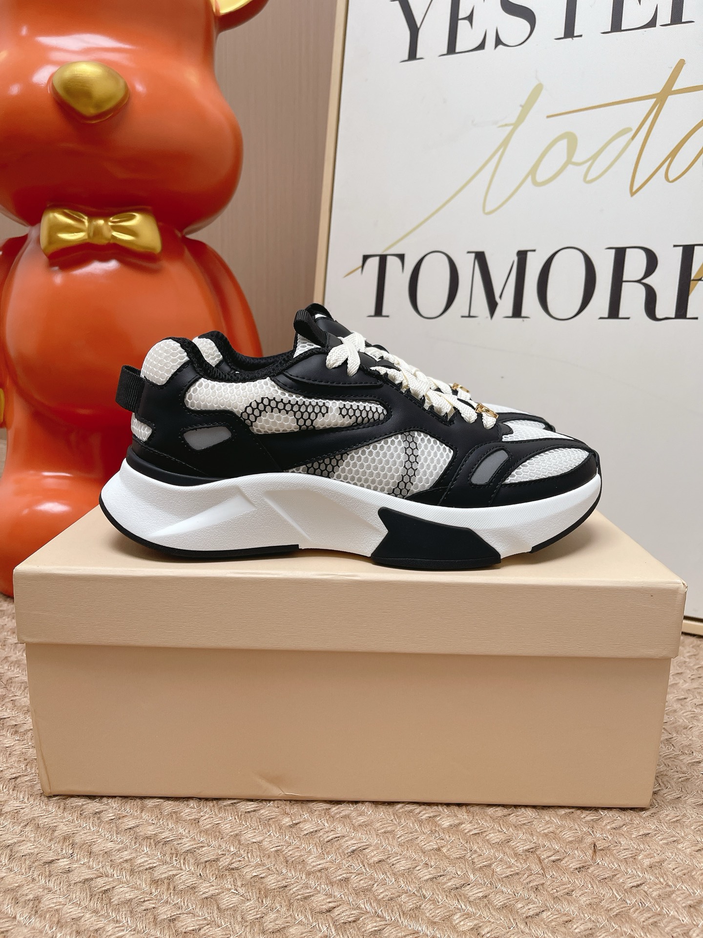 Valentino Sneakers