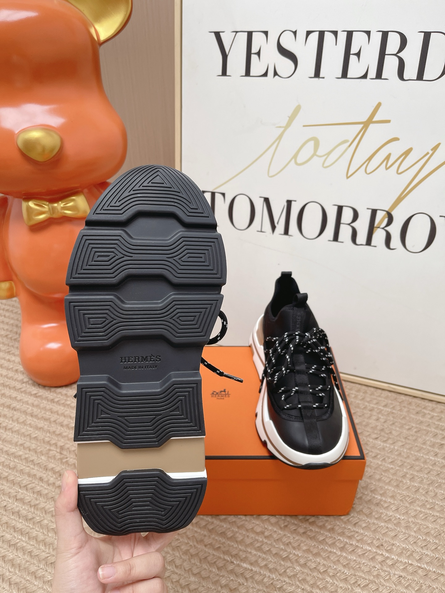 Hermes Sneakers