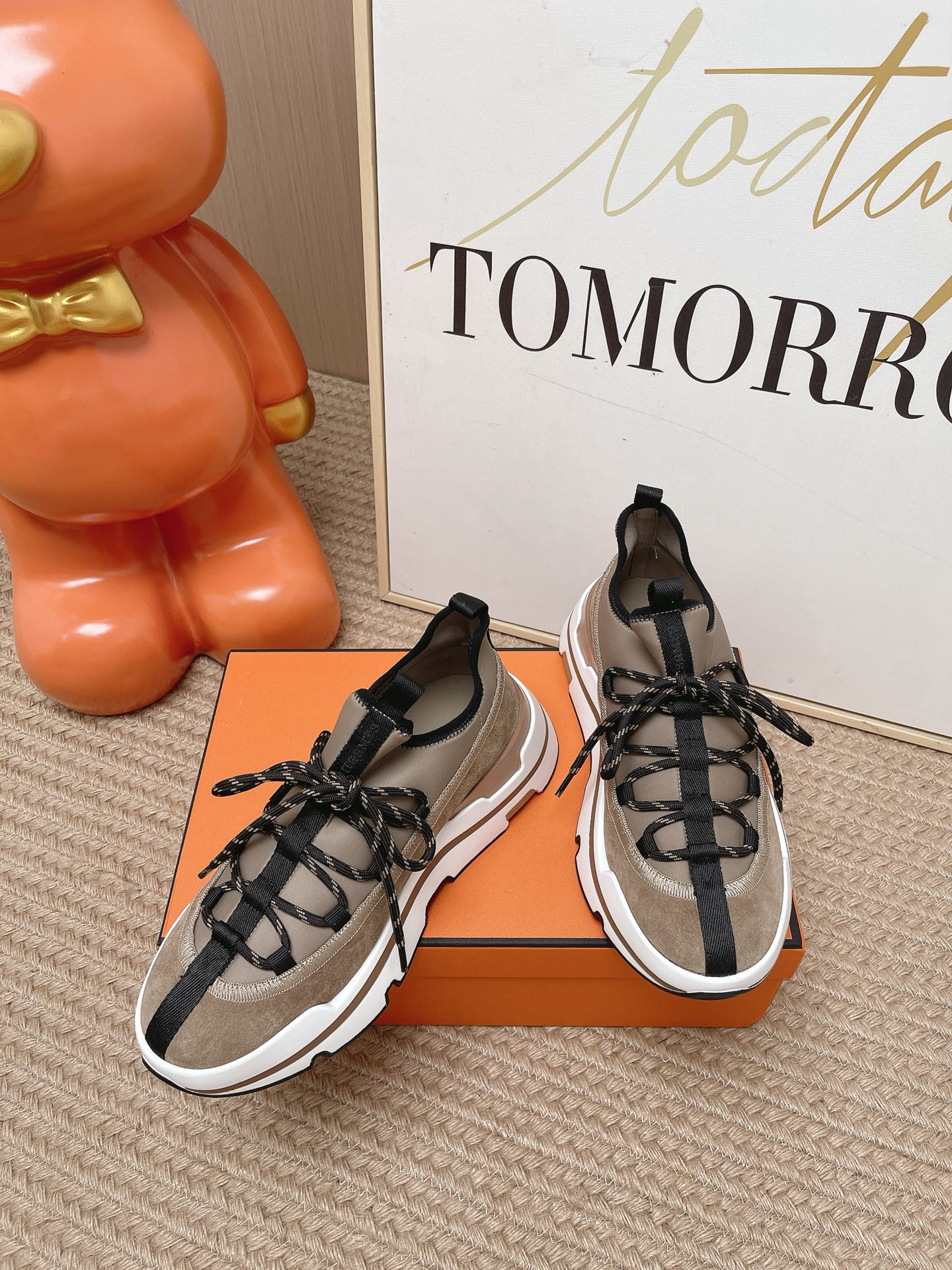 Hermes Sneakers