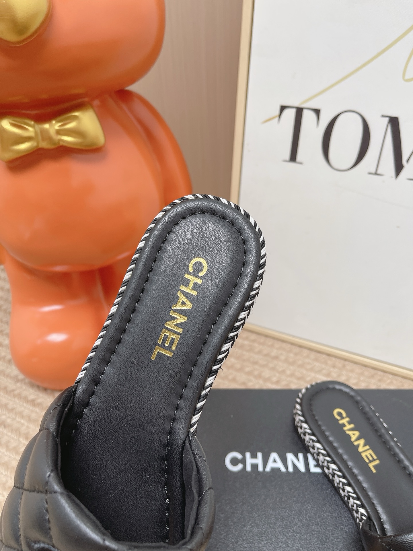 Chanel Slides