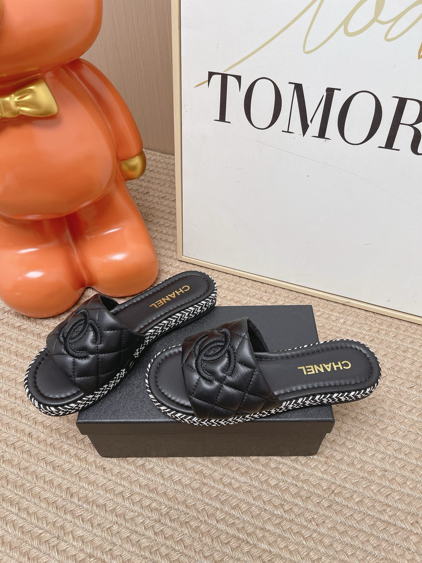 Chanel Slides