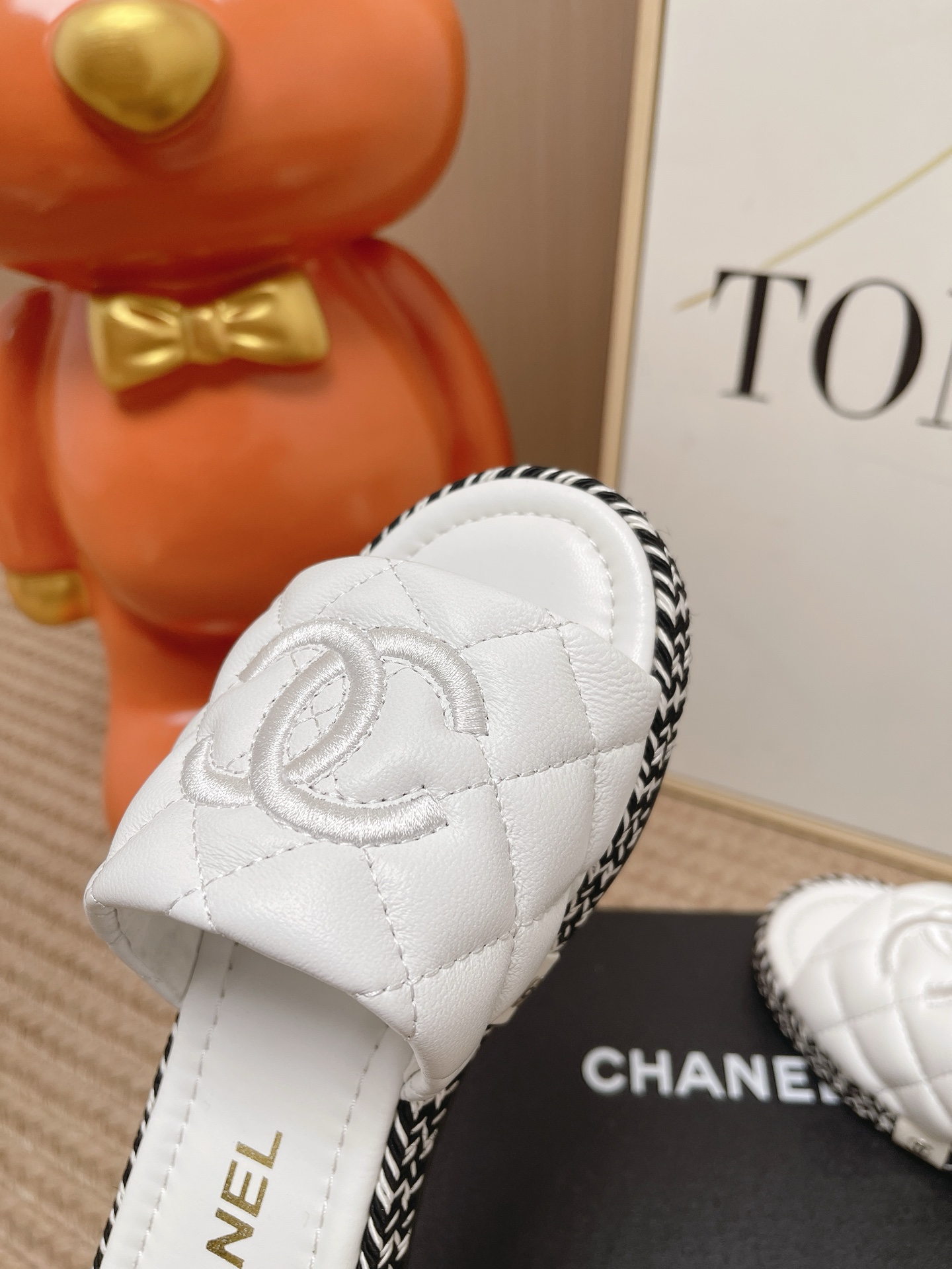 Chanel Slides