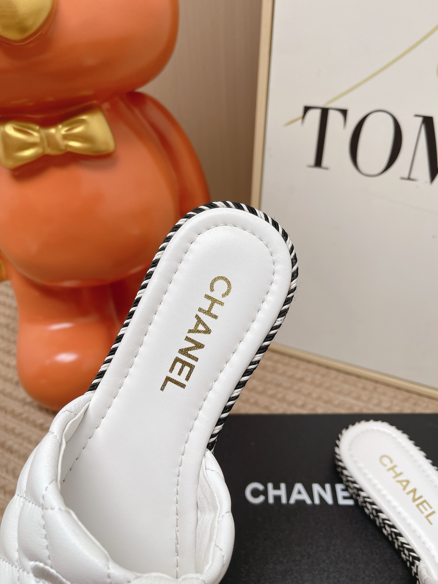 Chanel Slides