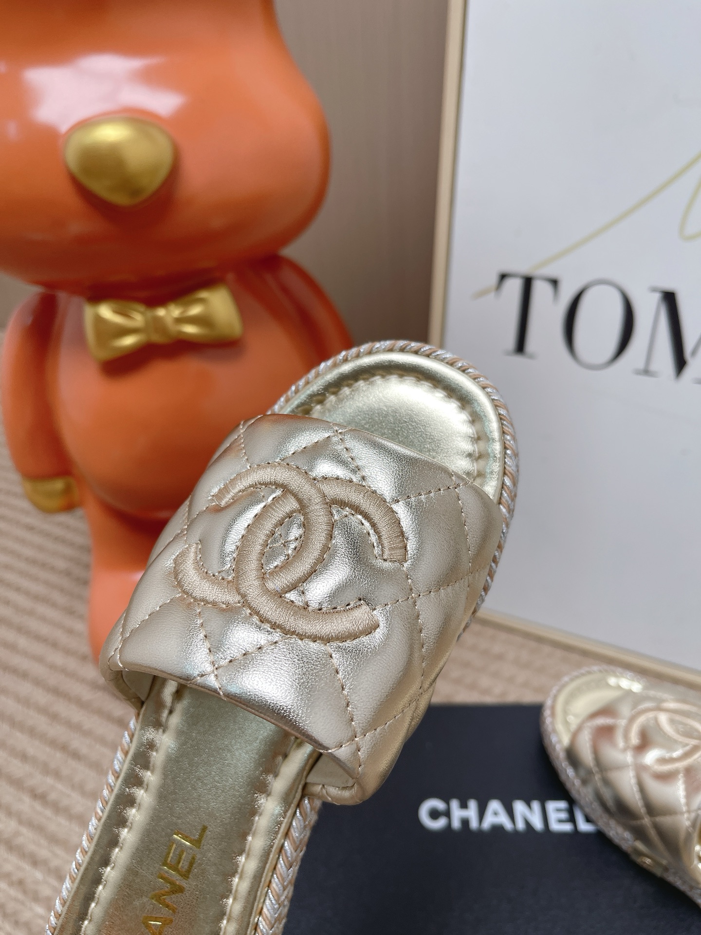 Chanel Slides