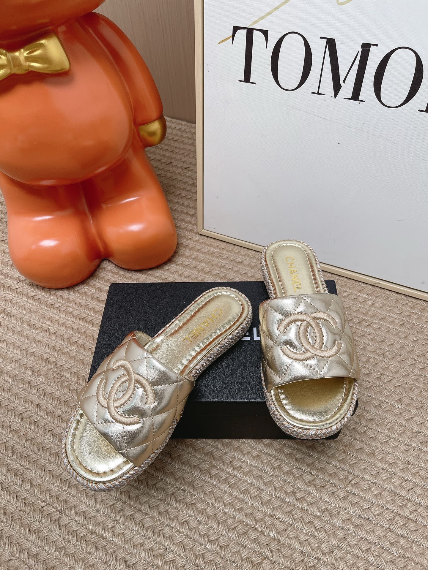Chanel Slides