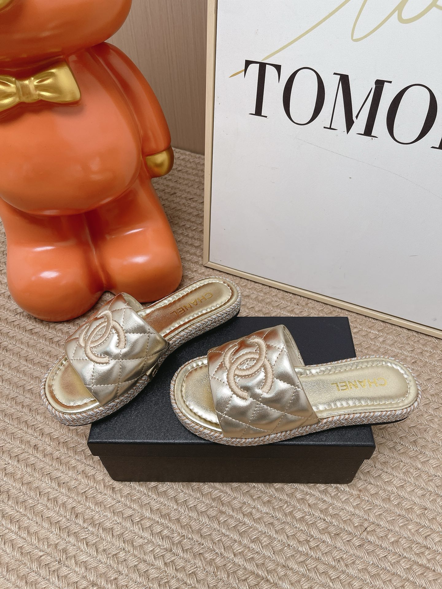 Chanel Slides
