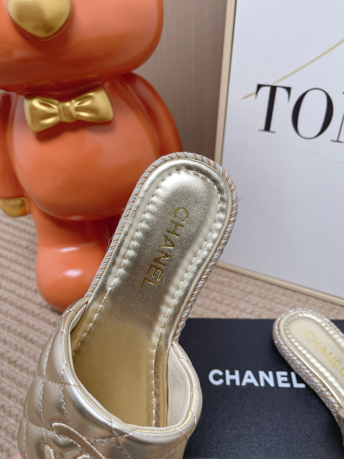 Chanel Slides