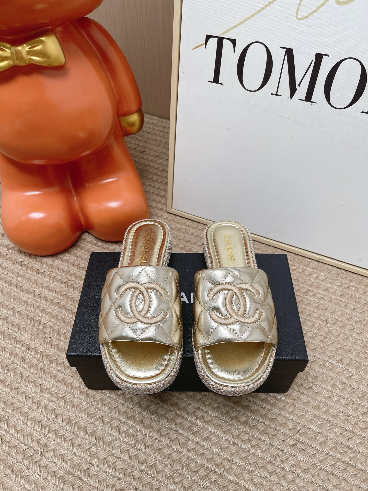 Chanel Slides