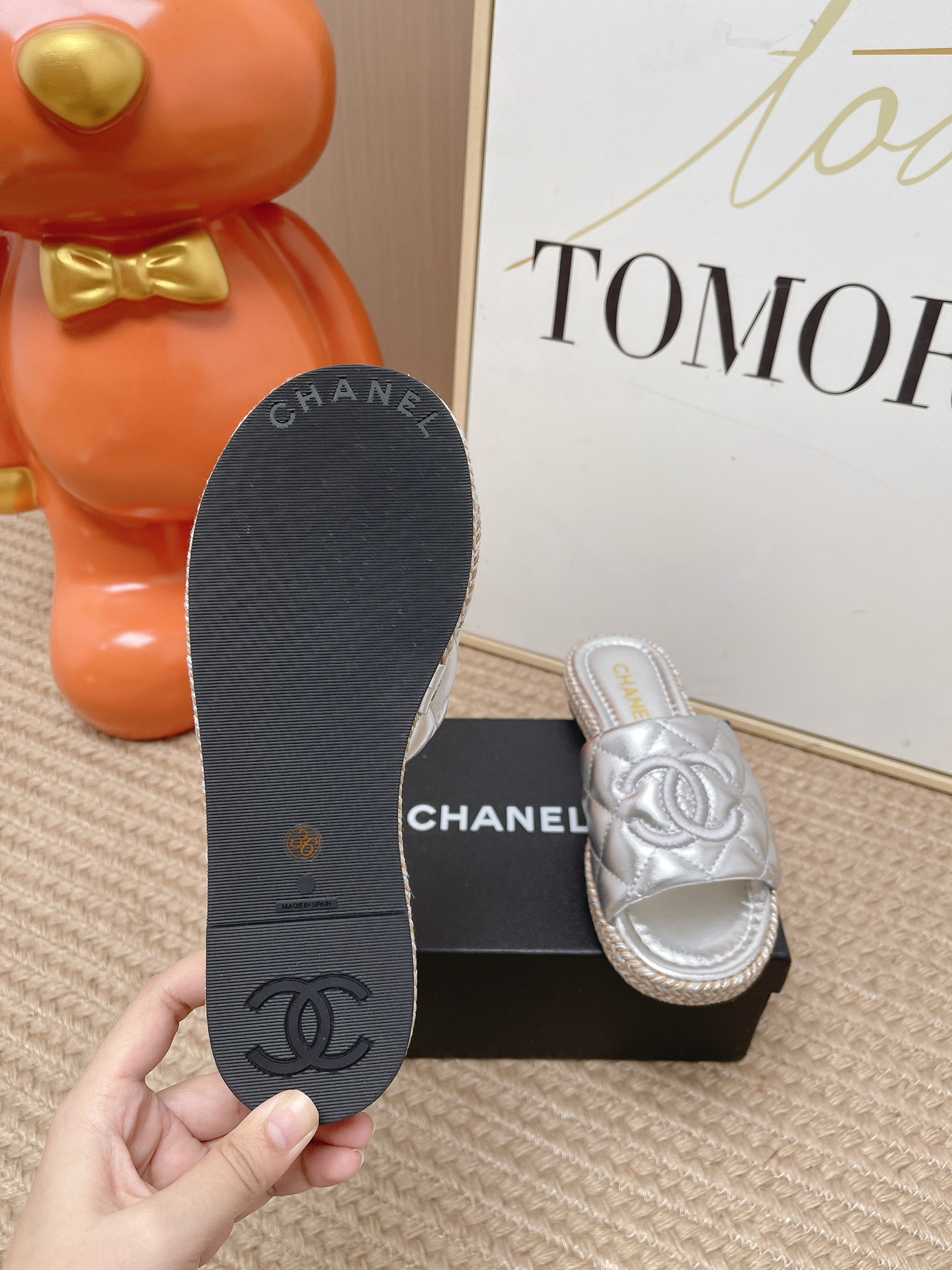 Chanel Slides
