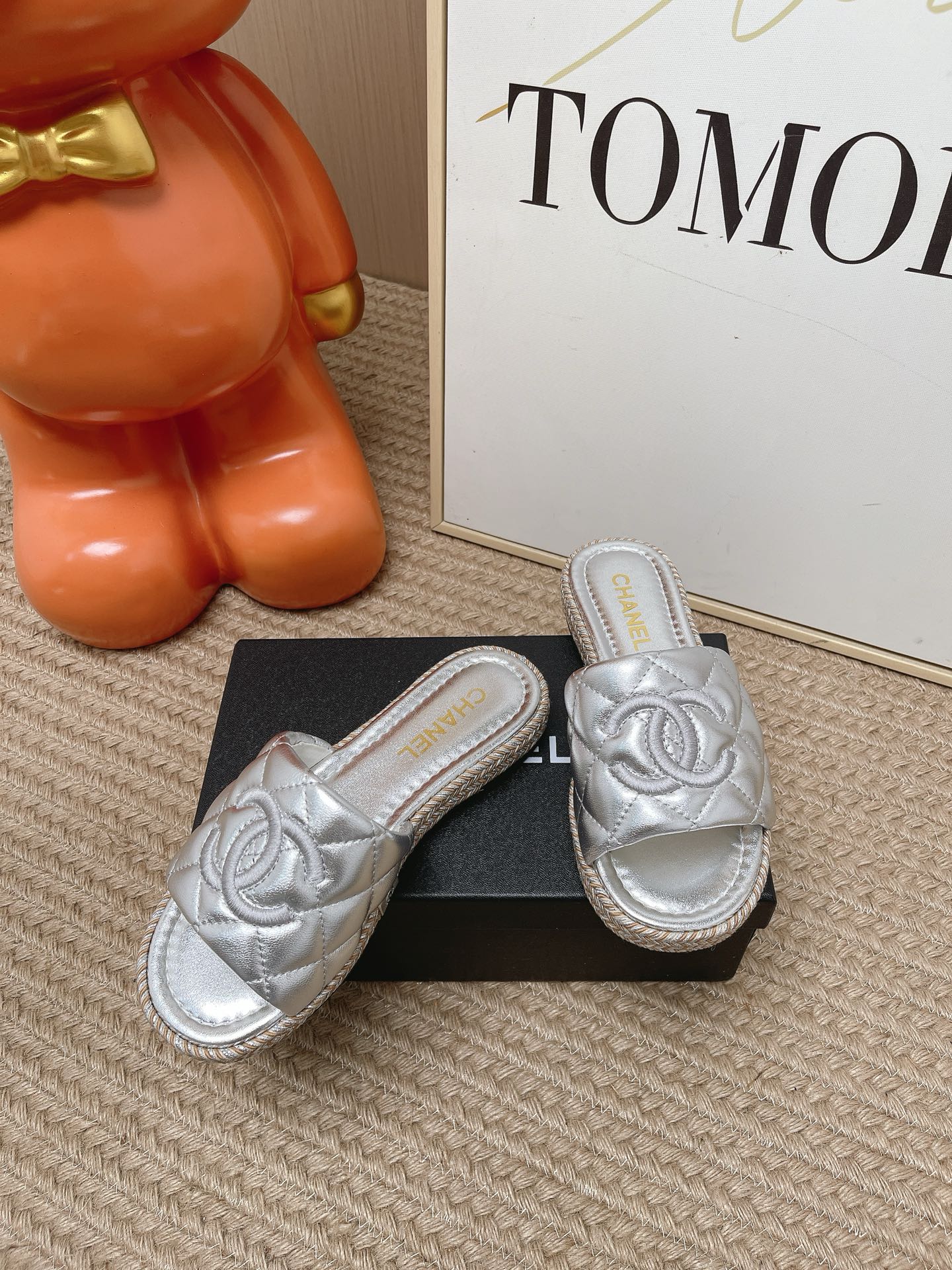 Chanel Slides