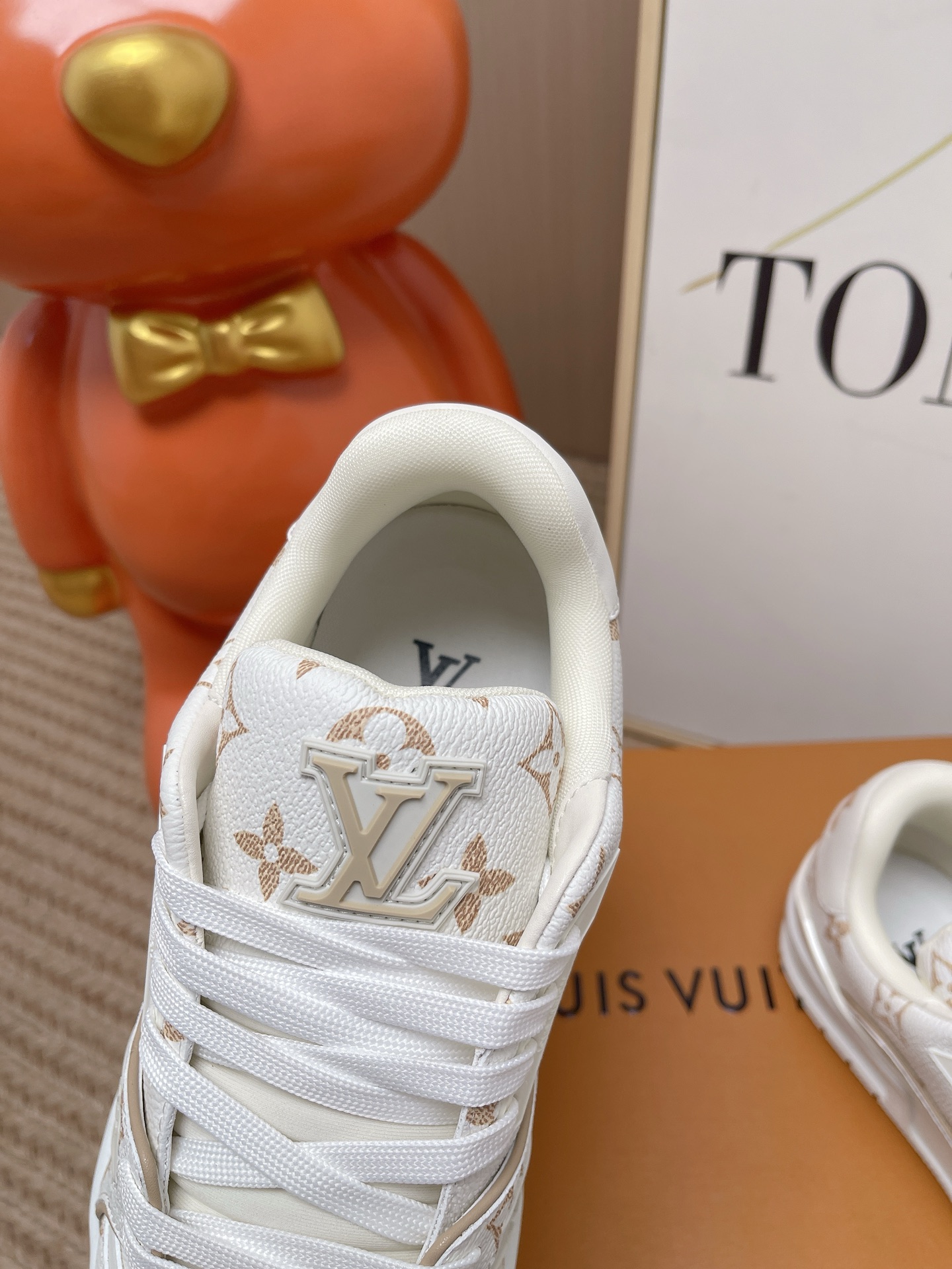 Louis Vuitton Sneakers