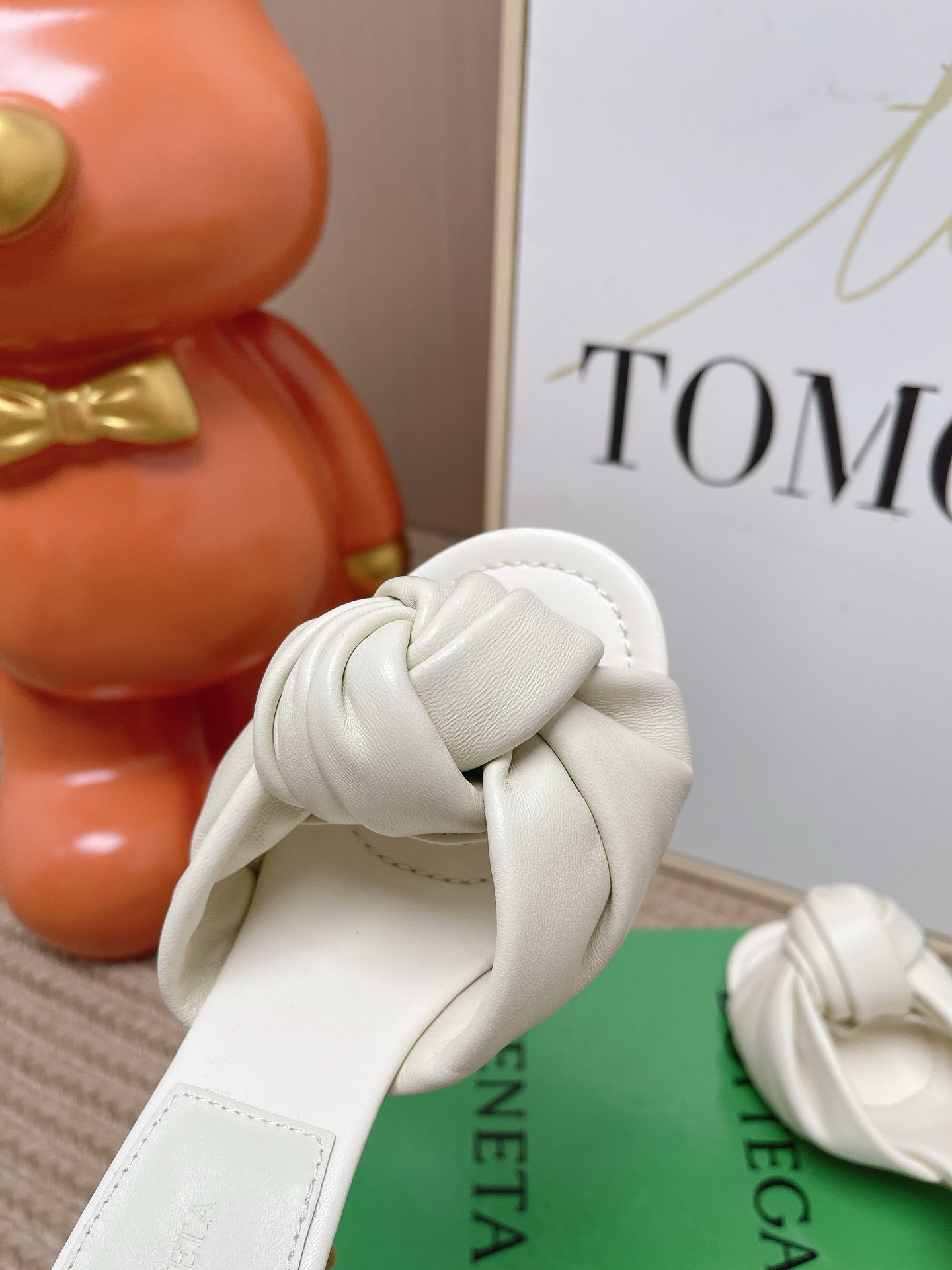 BOTTEGA VENETA White Knotted Sandals