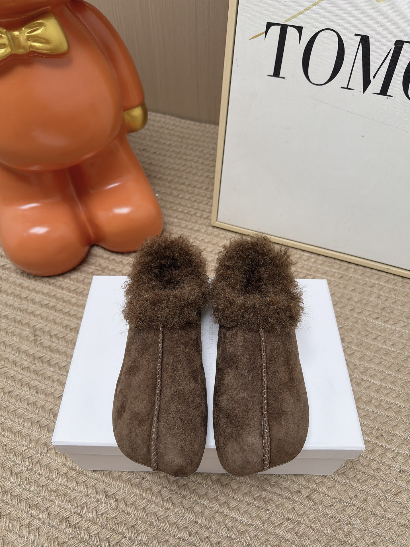 Женские угги из замши с мехом