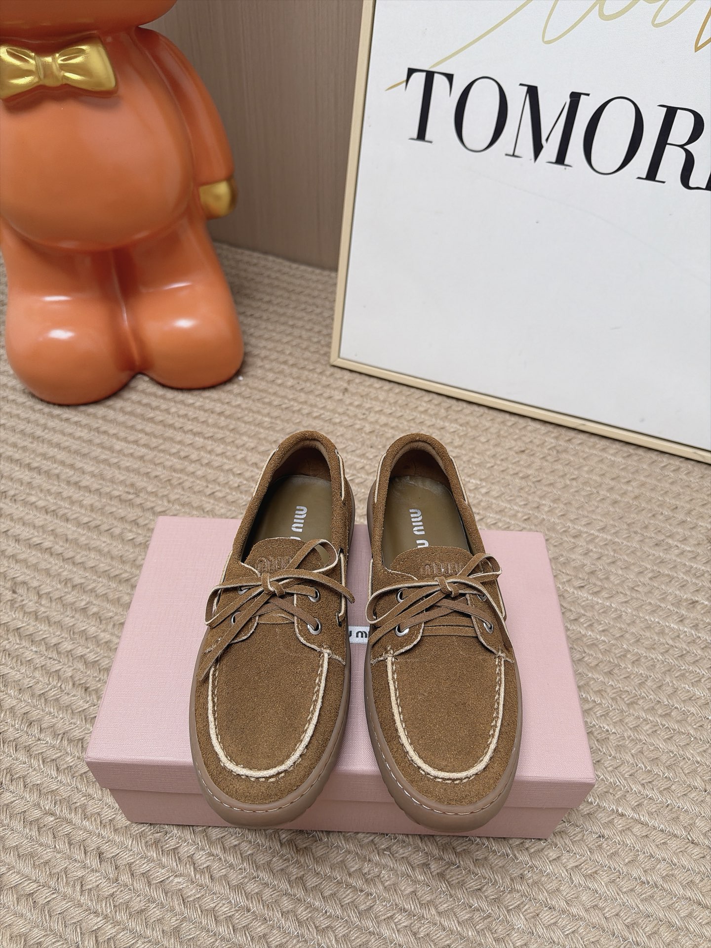 Женские лоферы Miu Miu коричневые