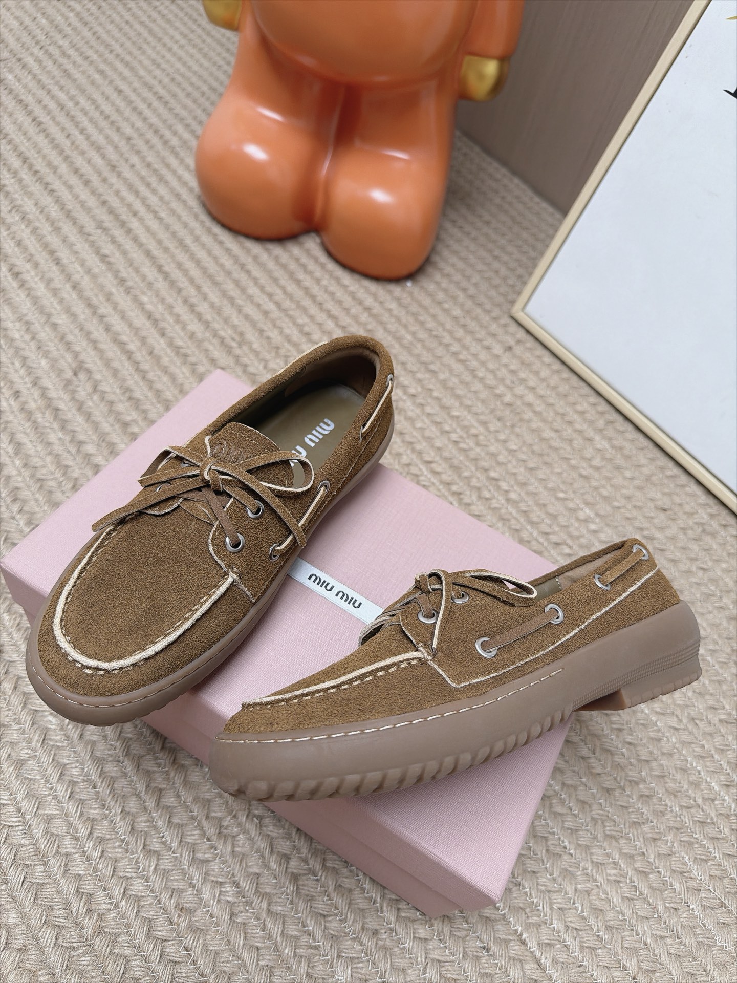 Женские лоферы Miu Miu коричневые