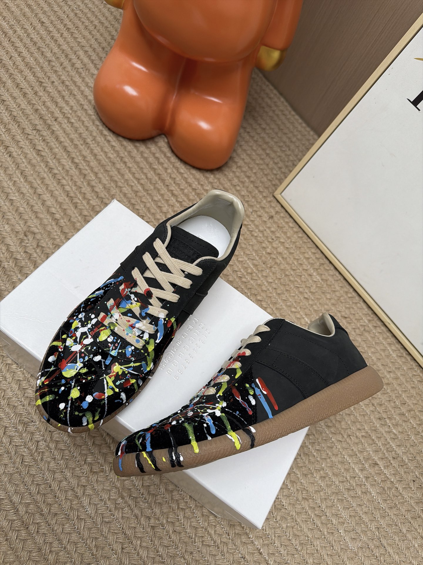 Женские кроссовки Maison Margiela MM6 с принтом