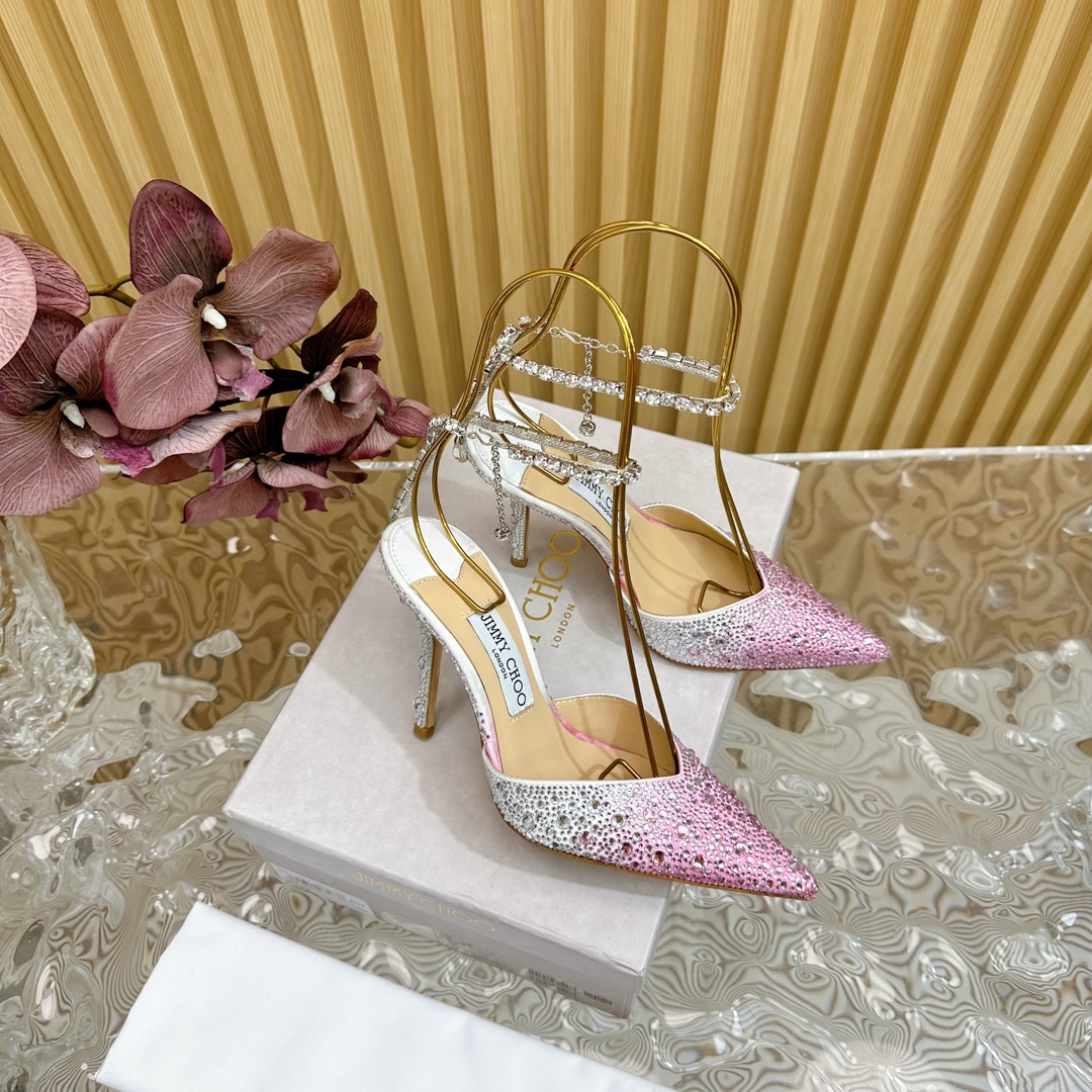 NO:168888,Rhinestone Starry Sky, the exclusive high-end version of the market, new color scheme, Jimmy Choo modern shoes, street photography artifact SAE crystal chain high heel sandals, pointed drag series, fantasy color-blocked diamond style, dazzling rainbow wedding shoes —————————————— (the whole shoe uses Swarovski crystal iron diamond) Personalized sandals, 99% of the unique individuals, add 1 outstanding inspiration, full-point street shooting, let you produce blockbusters every minute. Slightly shine, dazzling, romantic photo is ready, illuminating your good mood. The heels are all hand-made iron diamonds, original custom crystal diamond necklaces are densely inlaid, weaving a starlight curtain ———————————————————————————————————————————————————————————————————————————————————————————————————————————————————————————————————————————————————————————————————————————————————————————————————————————————————————————————————————————————————————————————————————————————————————————————————————————————————————————————  Custom made no return or exchange), high heels, jimmy choo, swarovski, sandals, high heels, necklace, cowhide, sheepskin, real silk19860909水钻星空 市场独家高版本首发 新配色 Jimmy Choo摩登鞋履,街拍神器SAE水晶链高跟凉鞋 尖拖系列 幻彩拼色烫钻款 夺目彩虹婚鞋 ———————————（整鞋采用施华洛世奇水晶烫钻）个性凉鞋系,99％ 的独特个体,添上1的出众灵感,满分街拍,让你分分秒秒出大片.点点闪耀,璀璨炫光,浪漫的写真就绪,照亮你的好心情.鞋跟都是手工烫钻,原版定制水晶钻项链密密镶嵌,织出星光幕布 ————————————— 面料高级真丝缎烫钻 内料上等小羊皮 大底意大利三A级牛皮底 跟高10cm 码数35－39（40、41、42 定做不退换）,高跟鞋,jimmy choo,swarovski,sandals,high heels,necklace,cowhide,sheepskin,real silk,Women's Shoes