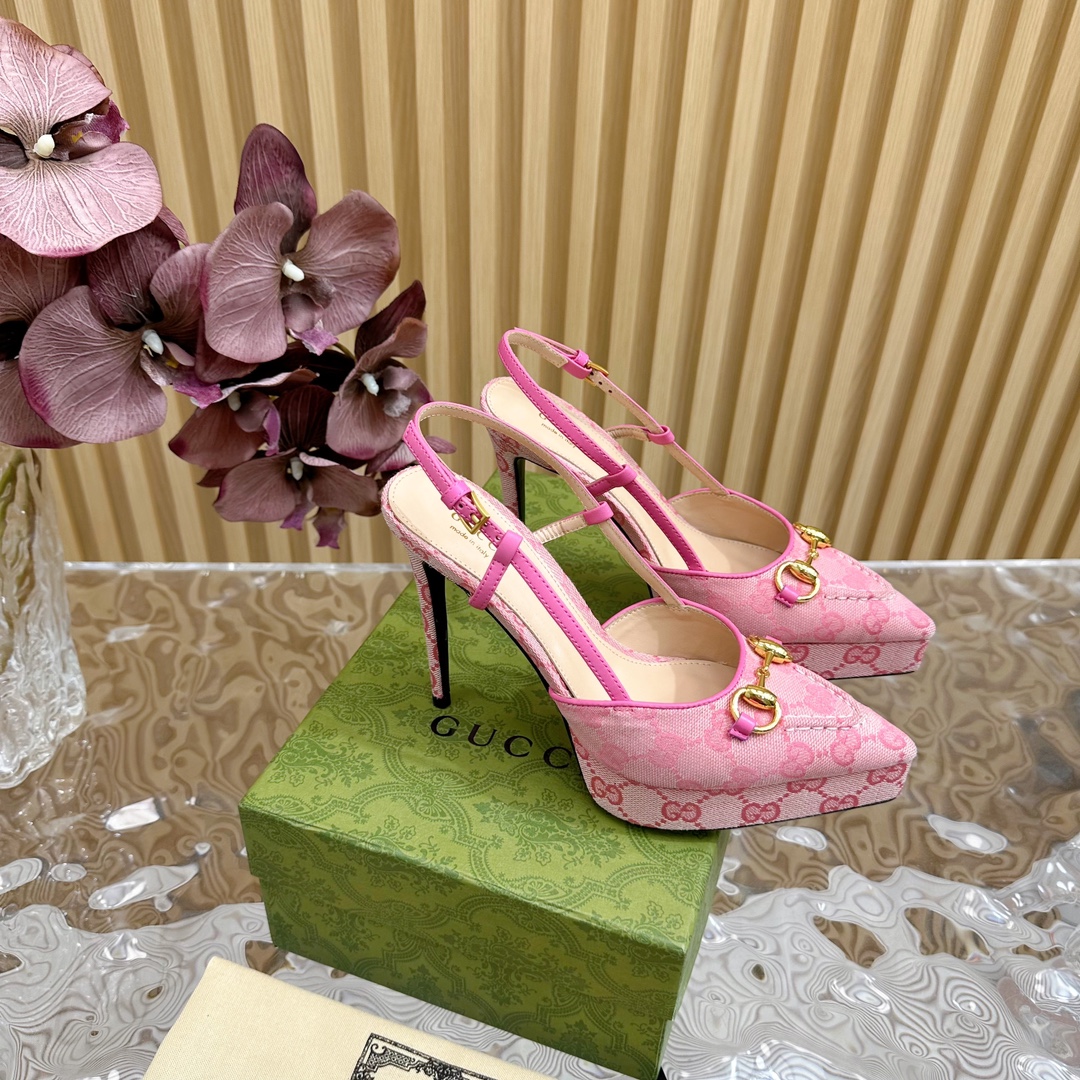 Was ist eine 1: 1 -Replik
 Gucci Schuhe Pumps Mit Hohem Absatz Sandalen Echtleder Schaffell Frühling/Sommer Kollektion