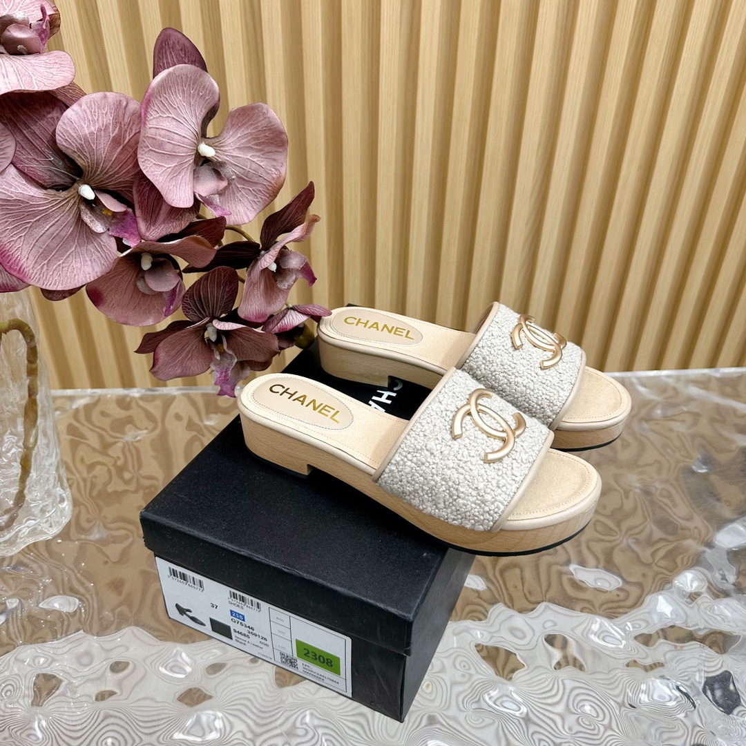 Chanel Schuhe Badelatschen Replica Jeder Designer
 Schaffell Frühling/Sommer Kollektion