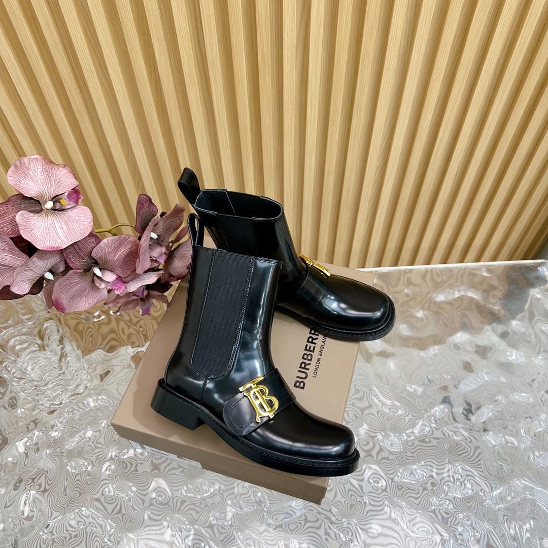 Burberry Classic Luxury Leather Shoe Loafer Ref 2