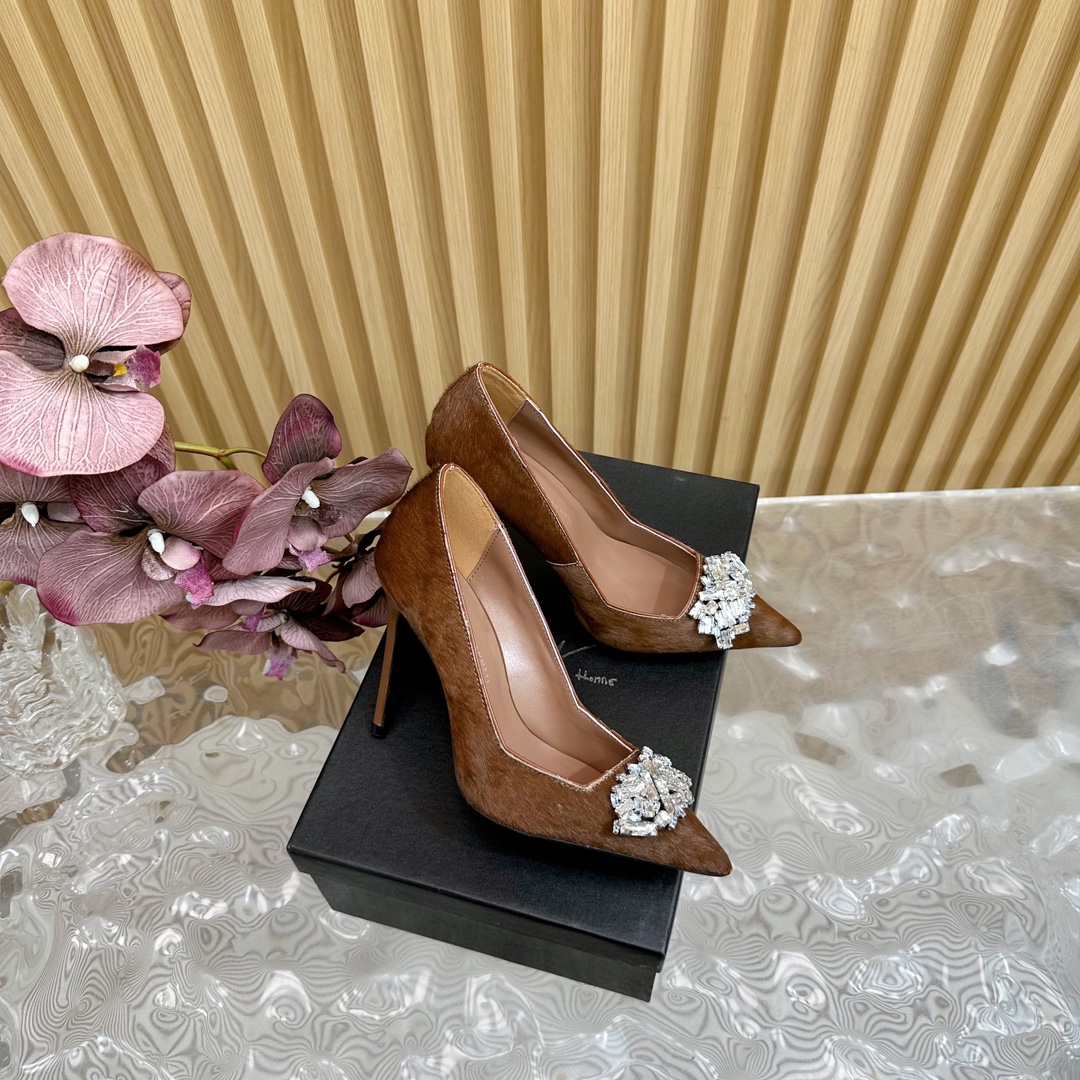 Giuseppe Zanotti Women’s High Heel Shoes: Italian Luxury, Unique Design, Premium Materials - 图片 2