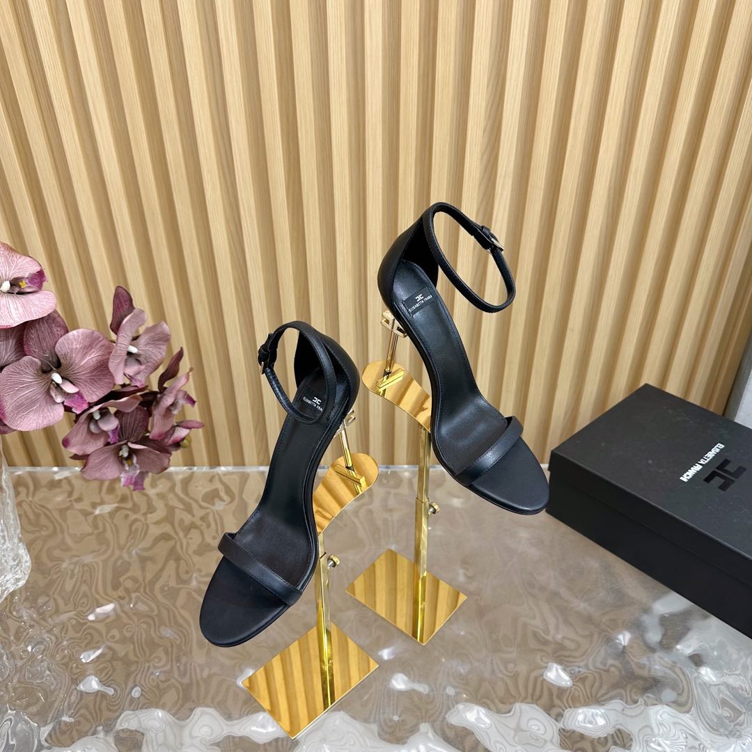 NO:129418,The top version of the market, exclusive new model released, the entire series has successively launched all heel-shaped models, and finally ushered in it. A light luxury brand, Elisabetta Franchi Elisabetta Franchi, beautiful high-heel fashion show sandals, ELISABETTA FRANCH is a fashion brand from Italy. ———————————————————————————————————————————— Prepare to welcome a wave of beautiful pointed high-heeled heart-warming snipers. The small gold bars show the cold and cool atmosphere and the sexy pointed toe collision. Simple and high-end. The heel is stable and elegant. The flash drill strap and velvet upper lit up the romantic atmosphere, the thin heel beauty gives a new 